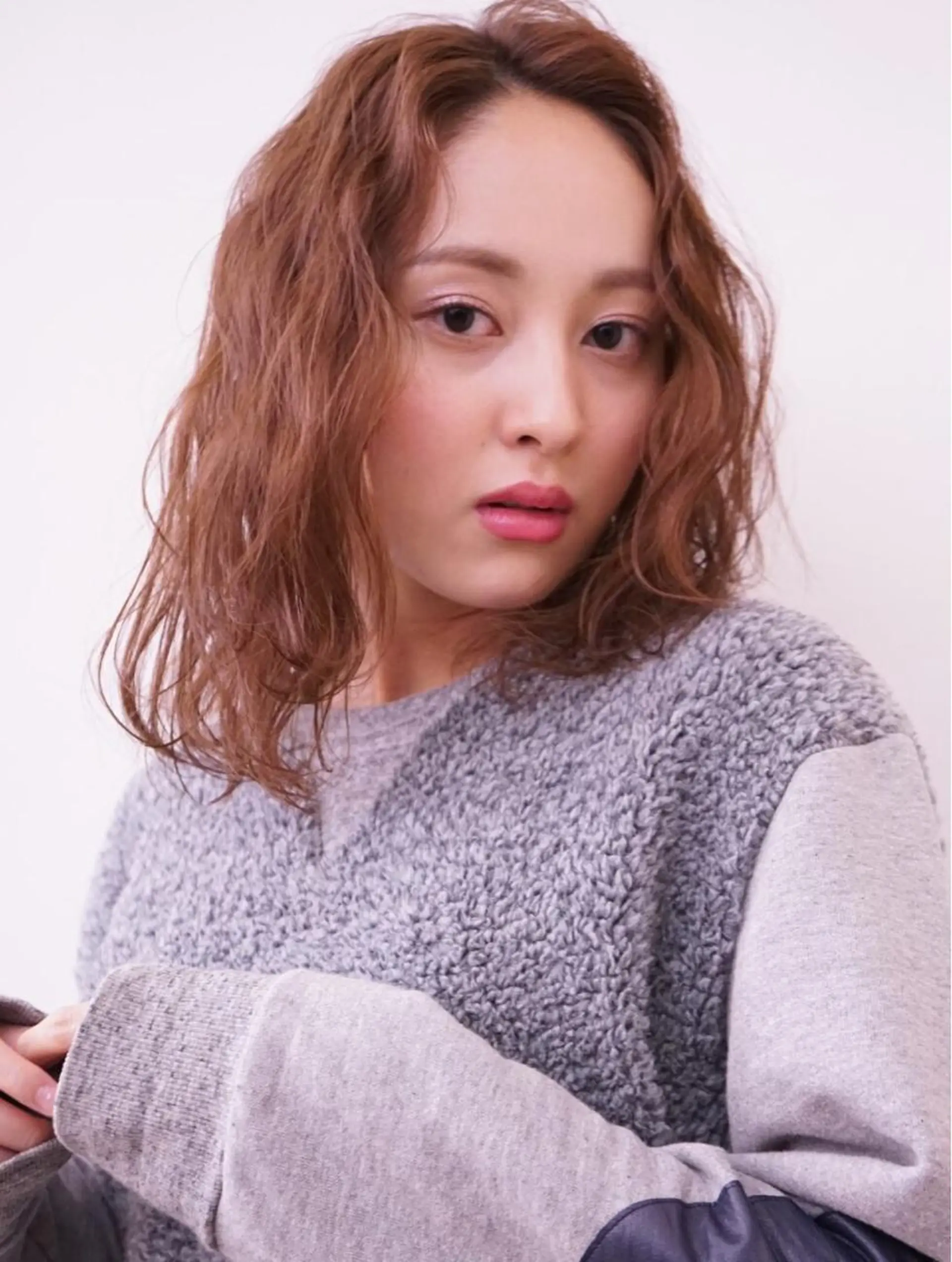 セミロング カラー パーマ ヘアアレンジ セミロングパーマ ベージュカラー ブラウンカラー ブラウンベージュ カット ヘアカラー 可愛いを作る神 ナオヒロのヘアスタイル