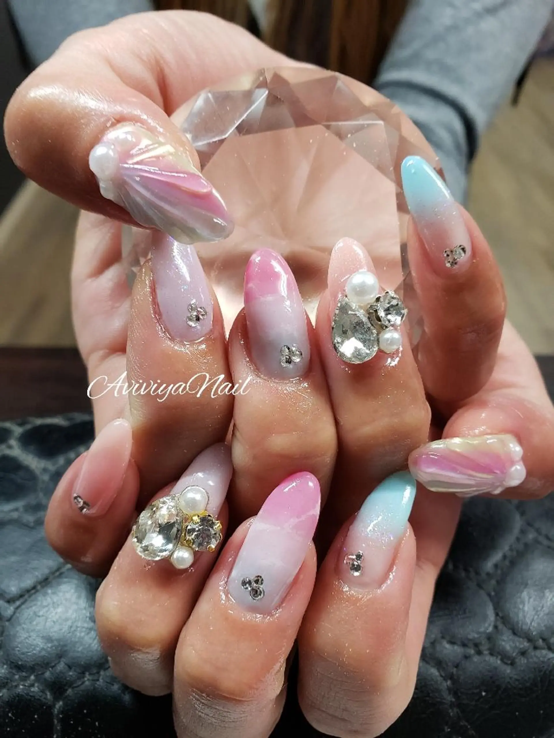 ロング ネイル AviviyaNail所属・kubo ayaのネイルデザイン