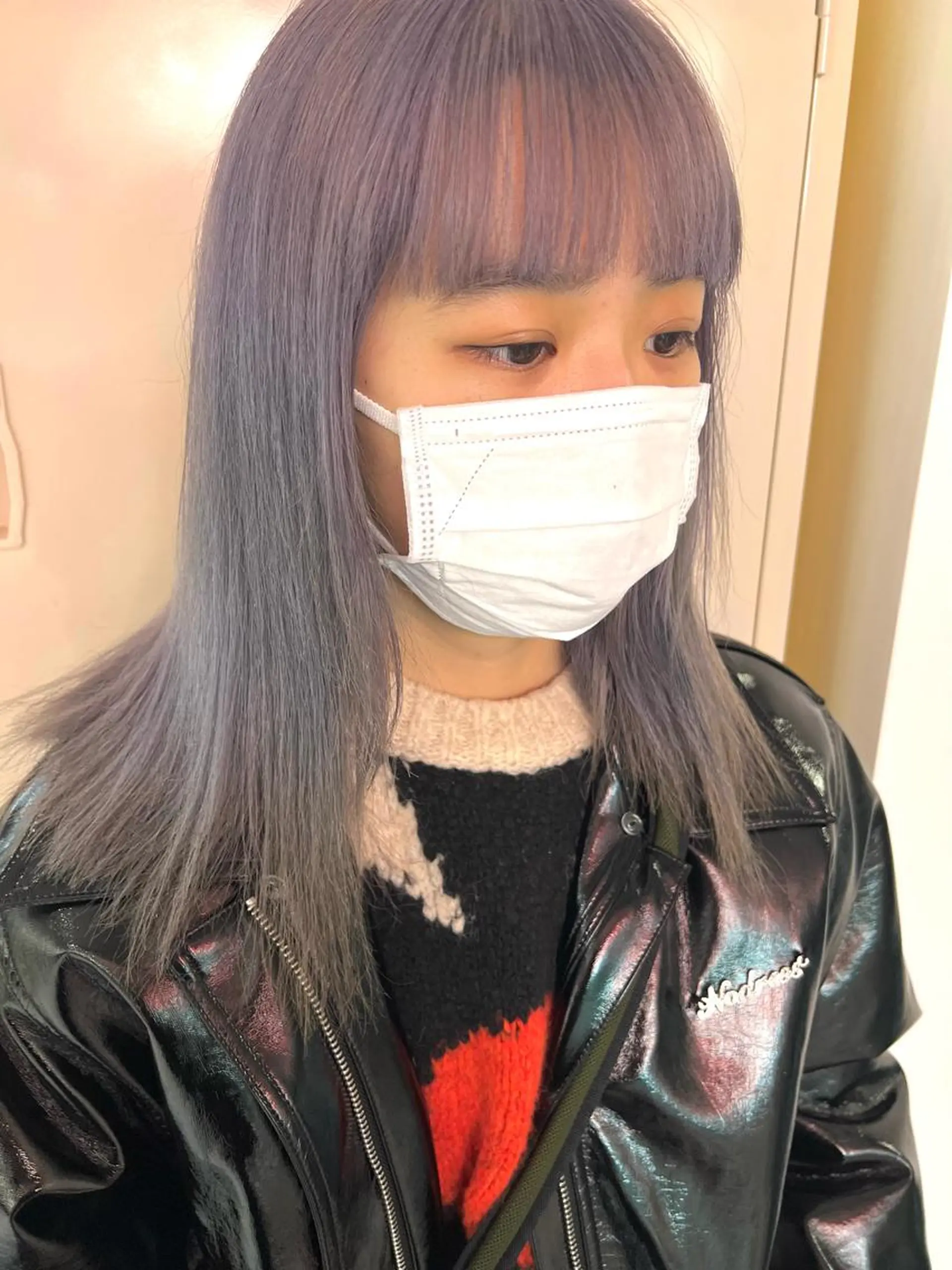 セミロング カラー ヘアアレンジ 🧨ブリーチー×ボブ レイヤー💎じゅえるのヘアスタイル