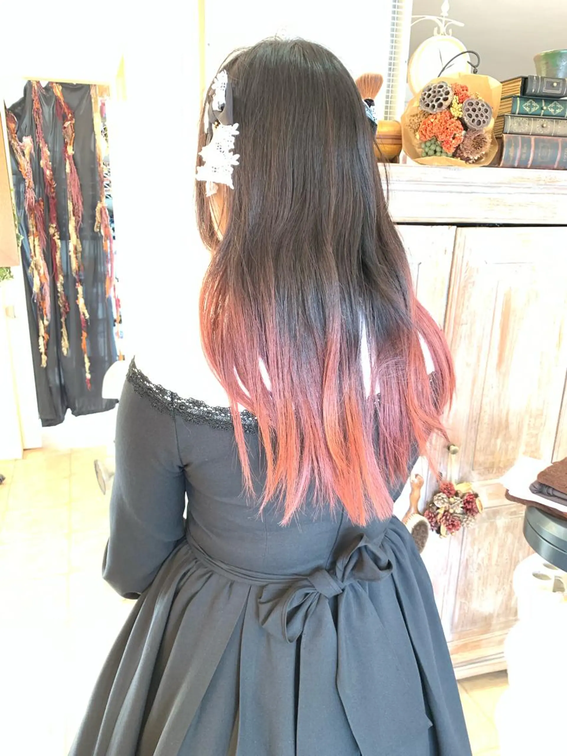 セミロング カラー nishimura makotoのヘアスタイル