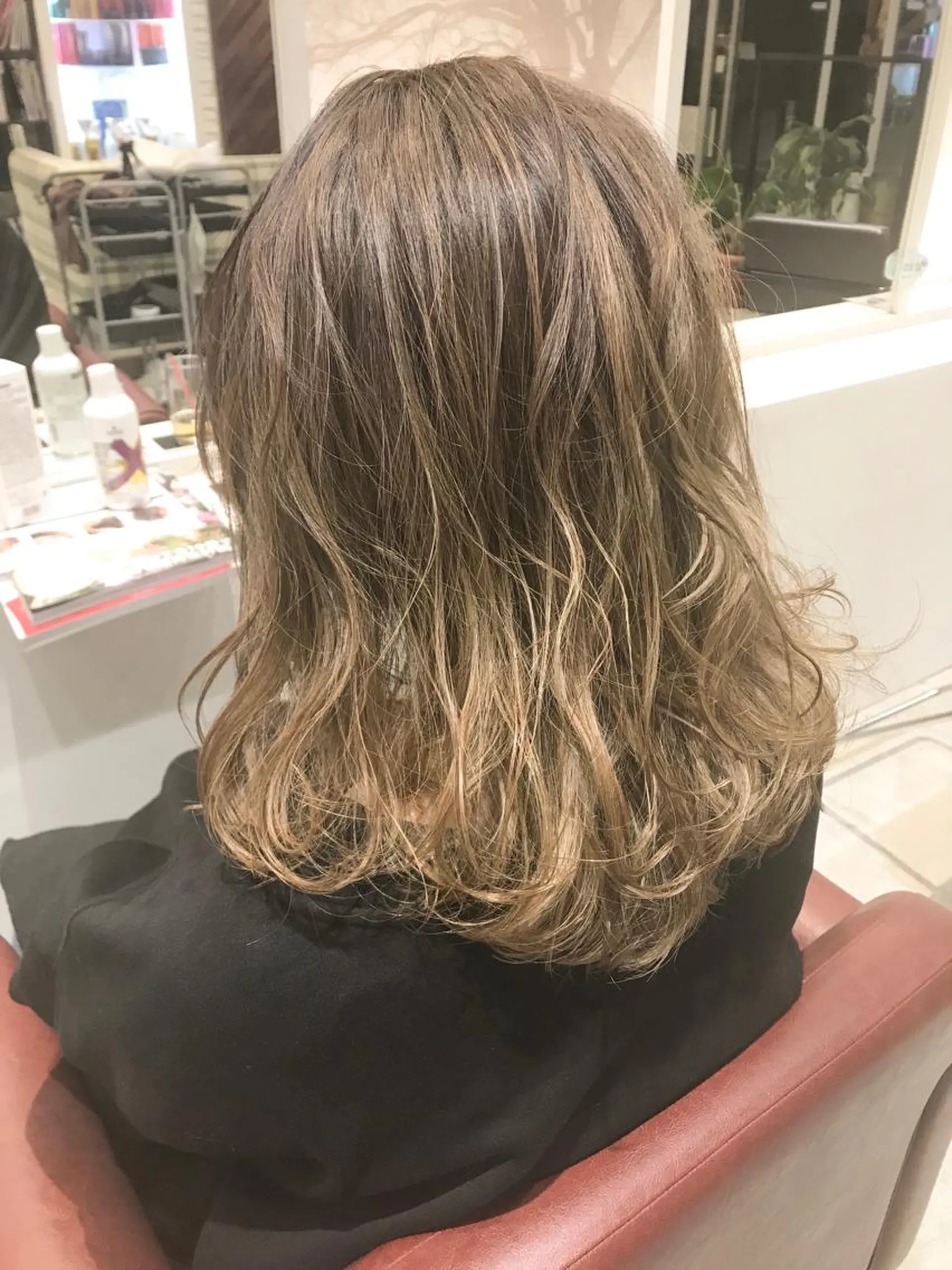 ミディアム カラー ベージュカラー グラデーションカラー ハイライトカラー 外国人風カラー ハイライト neuk所属・入木田 駿佑のその他イメージ