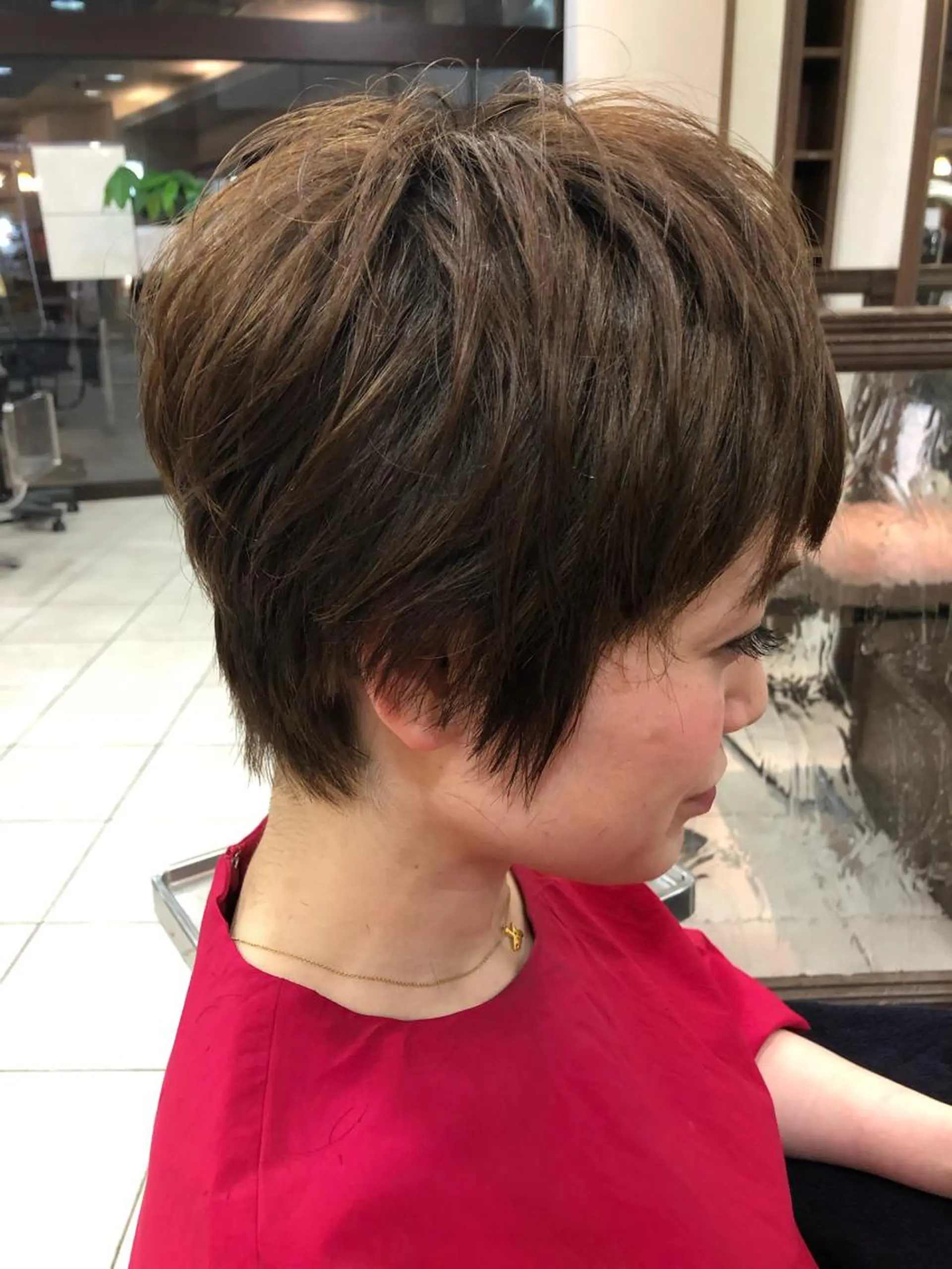 ショート AiRU hair MARINAのヘアスタイル