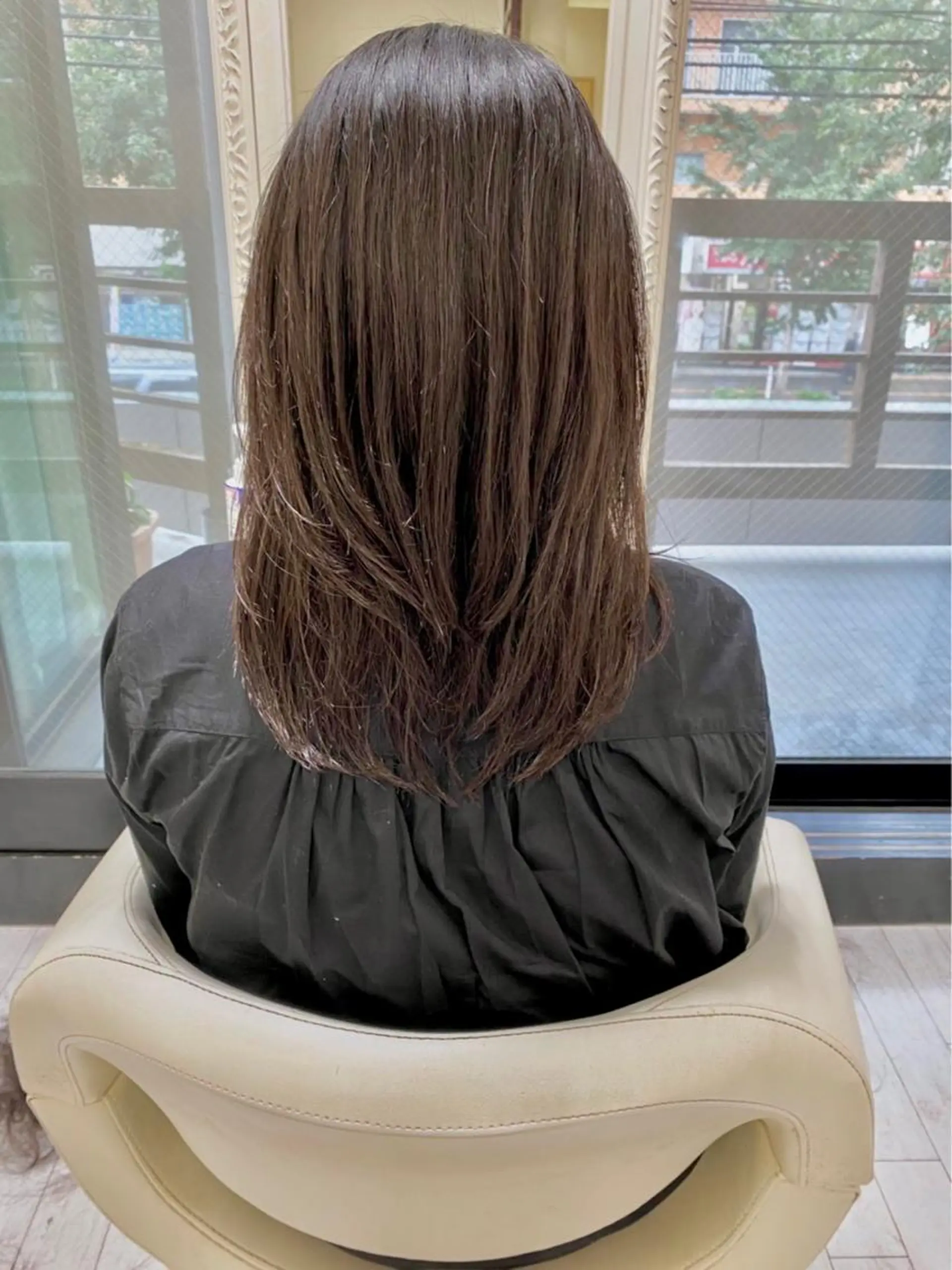 セミロング カラー グレージュ ラベンダーカラー ラベンダーグレージュ ラベンダーグレー カット ヘアカラー トリートメント ママ美容師 ＊ヒマワリのヘアスタイル