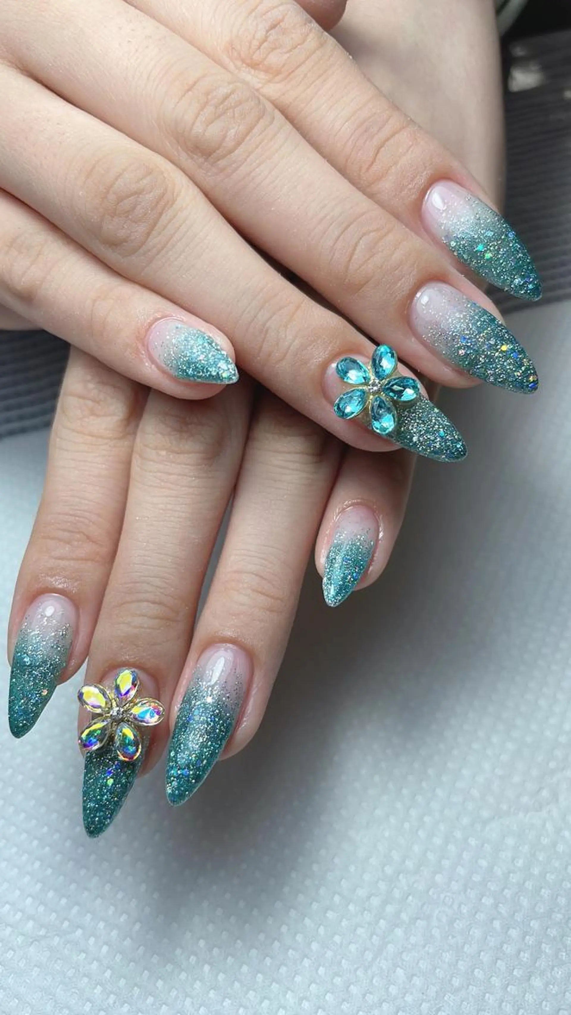 ネイル Munail サロン所属・むねいる nail salonのネイルデザイン