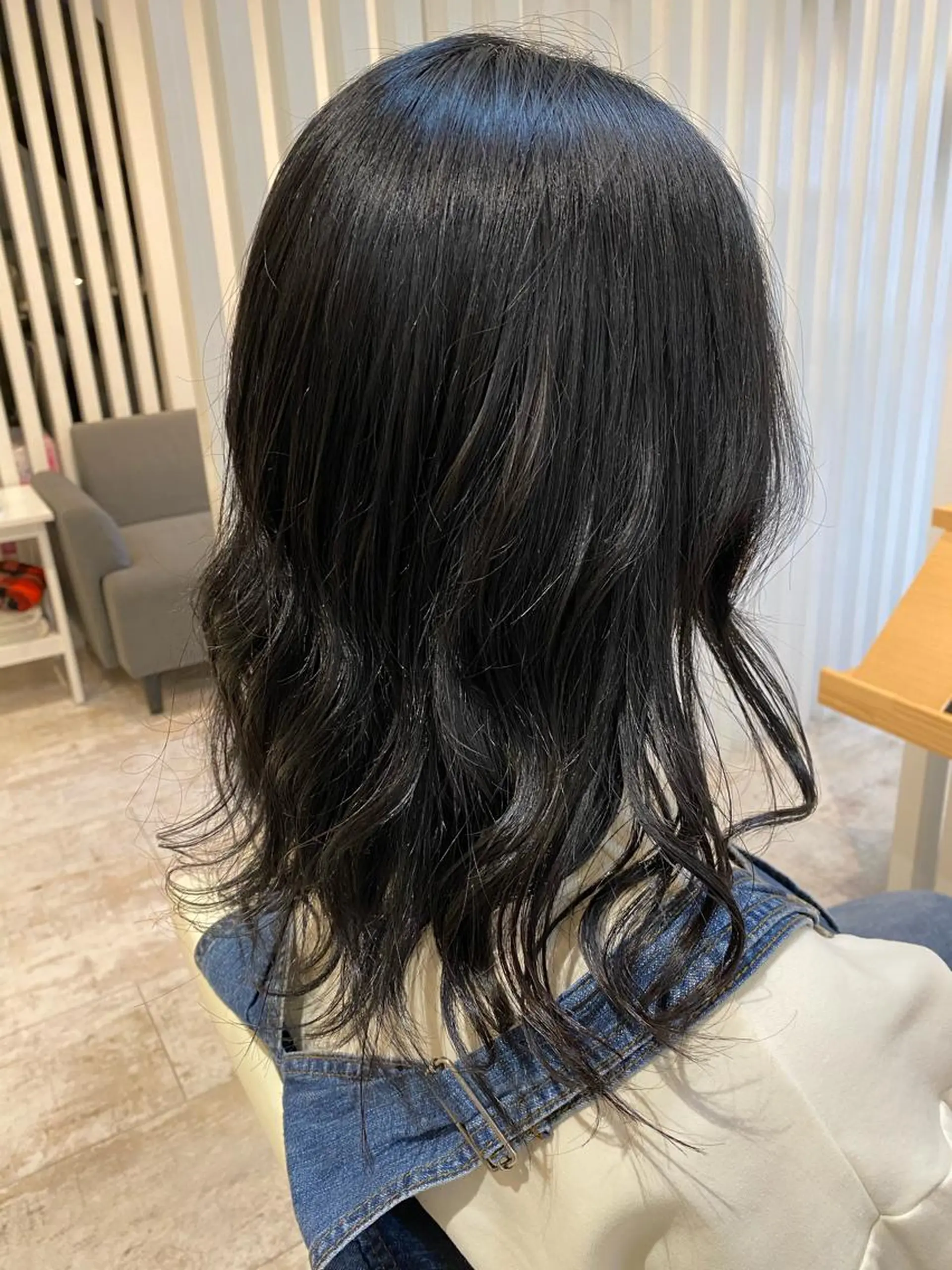 セミロング カラー ヘアアレンジ Design Color🐰アユミのヘアスタイル