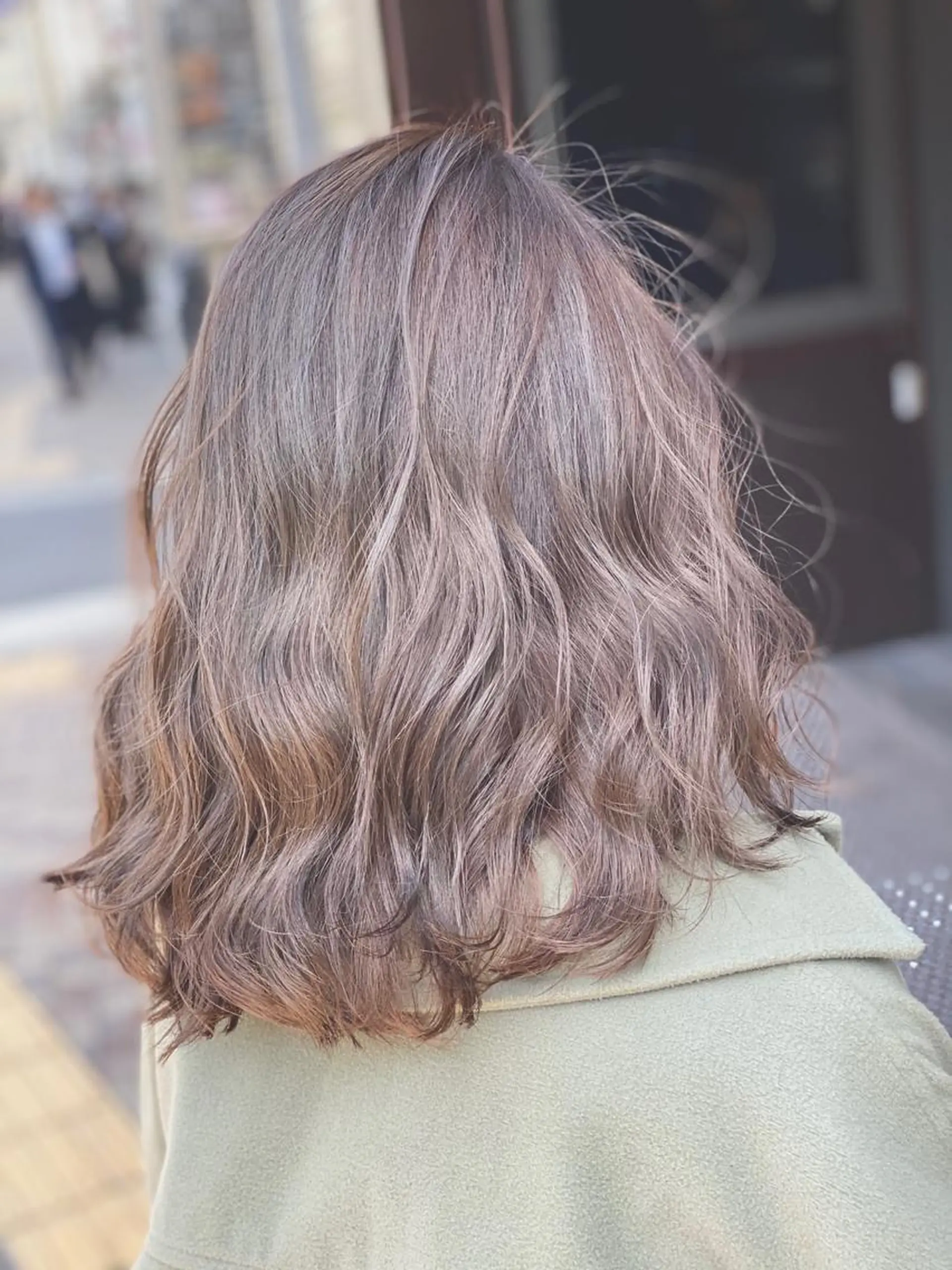 ミディアム カラー THINK SHOP KANTAのヘアスタイル