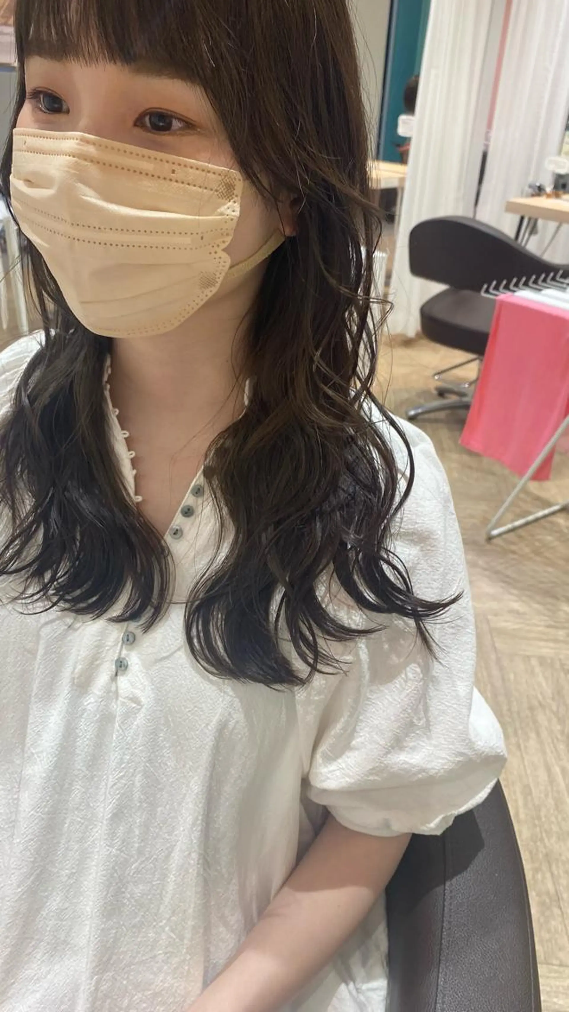ロング 伊藤 愛美のヘアスタイル