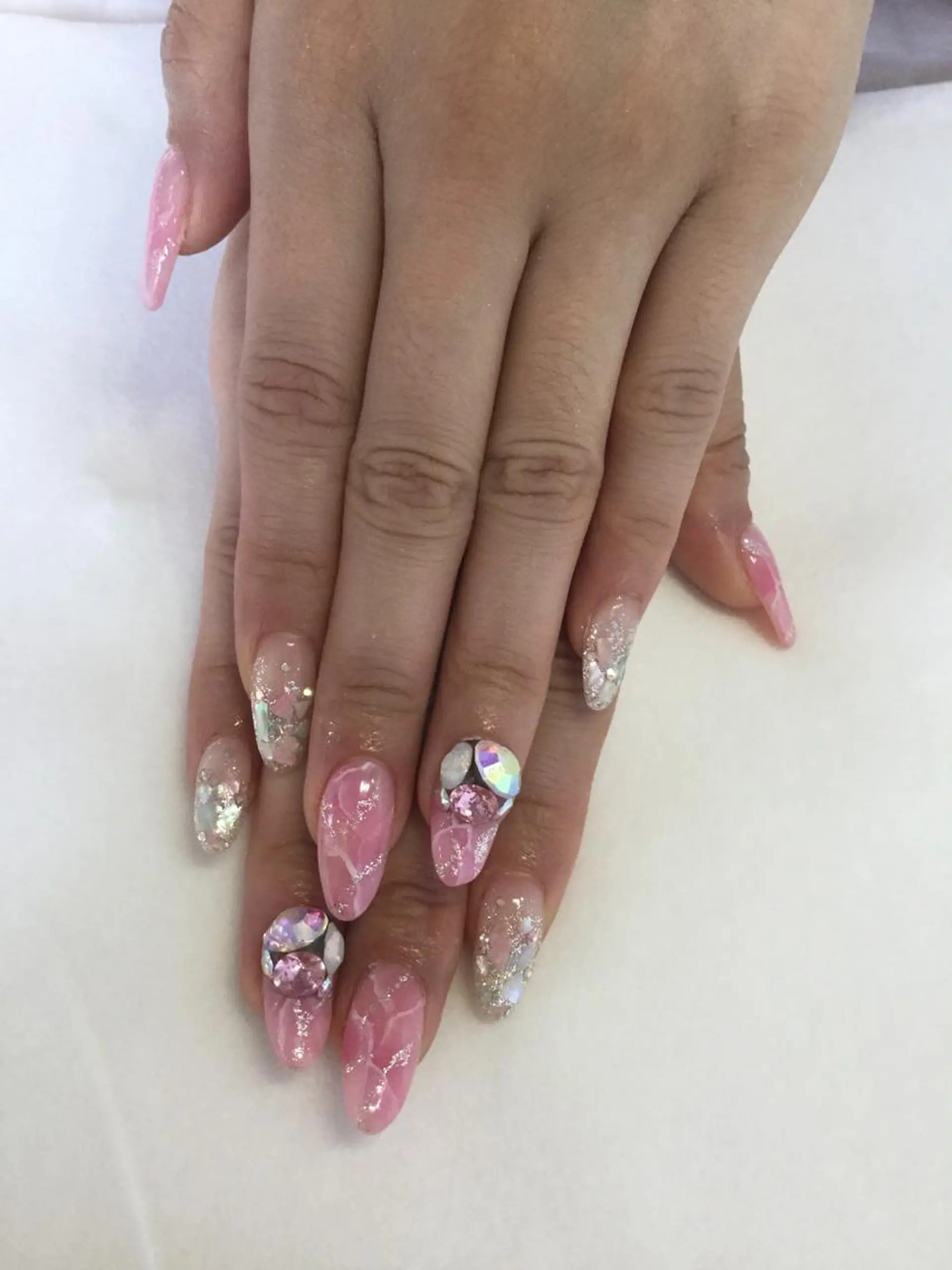 ネイル 💎🐰 saki. m 🐰💎のネイルデザイン