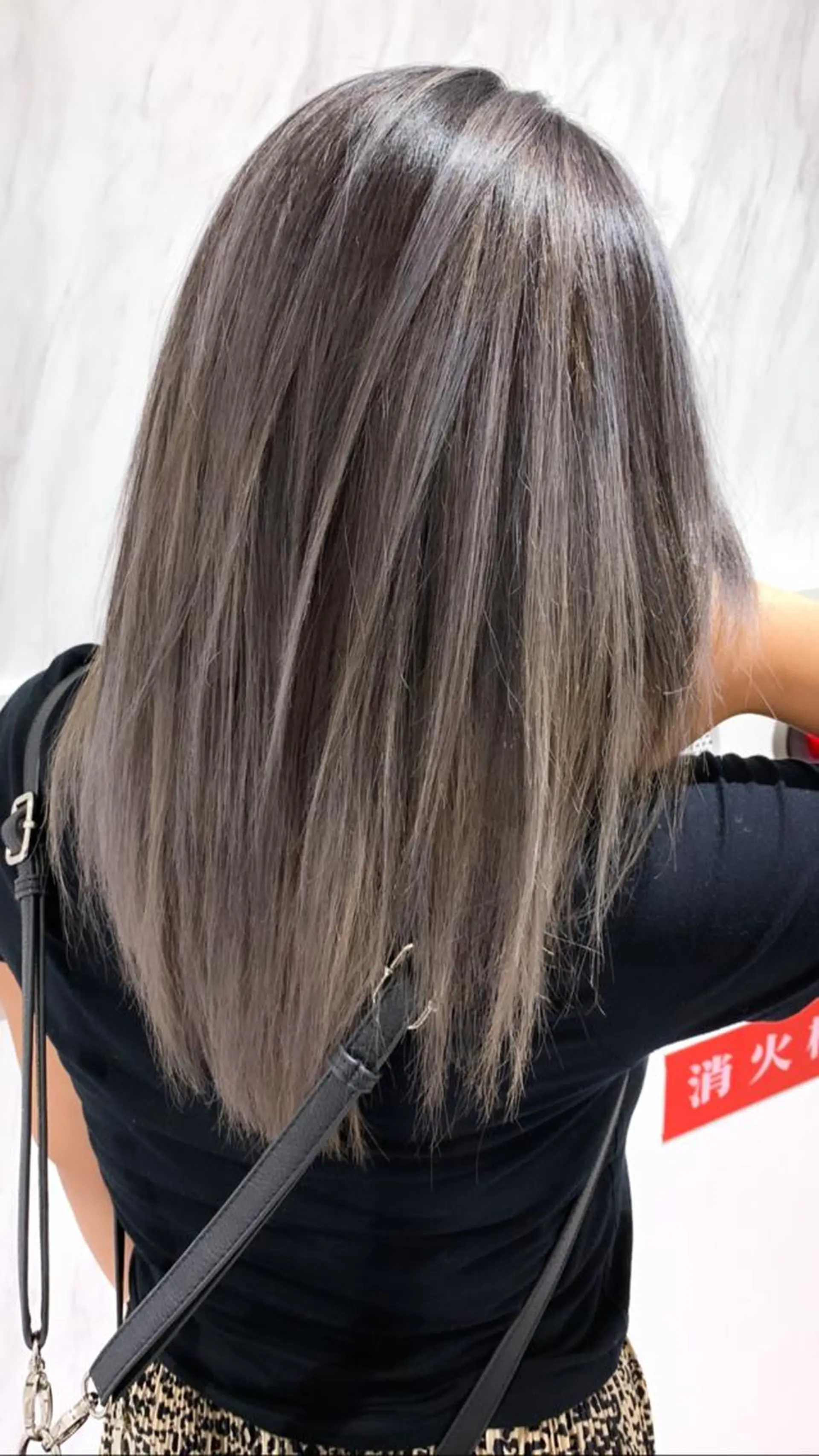セミロング カラー パーマ ヘアアレンジ メンズ キッズ ネイル マツエク・マツパ 酸性ストレート 髪質改善大槻勇樹のヘアスタイル