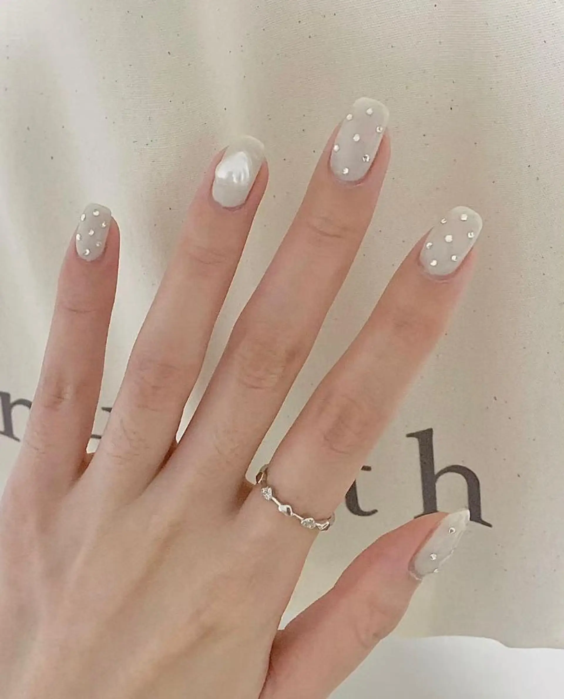 ネイル RAFFINE haru🦋🩵のネイルデザイン