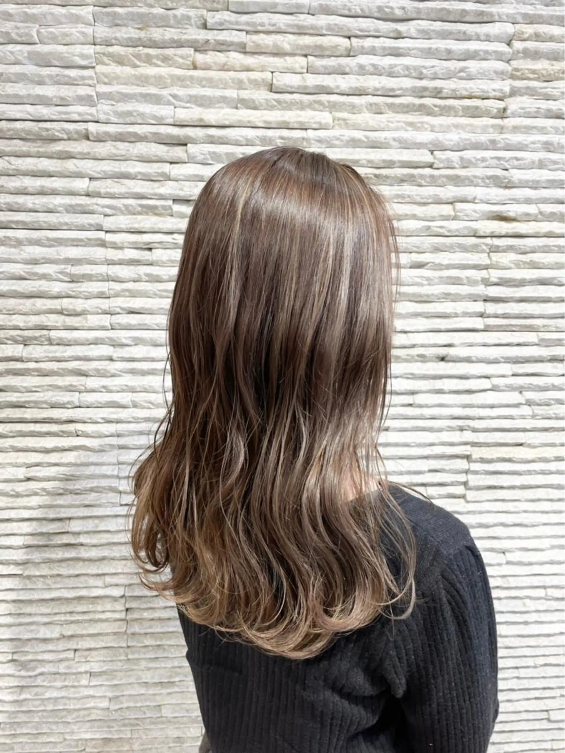 ロング カラー 嶋田 ゆきのヘアスタイル