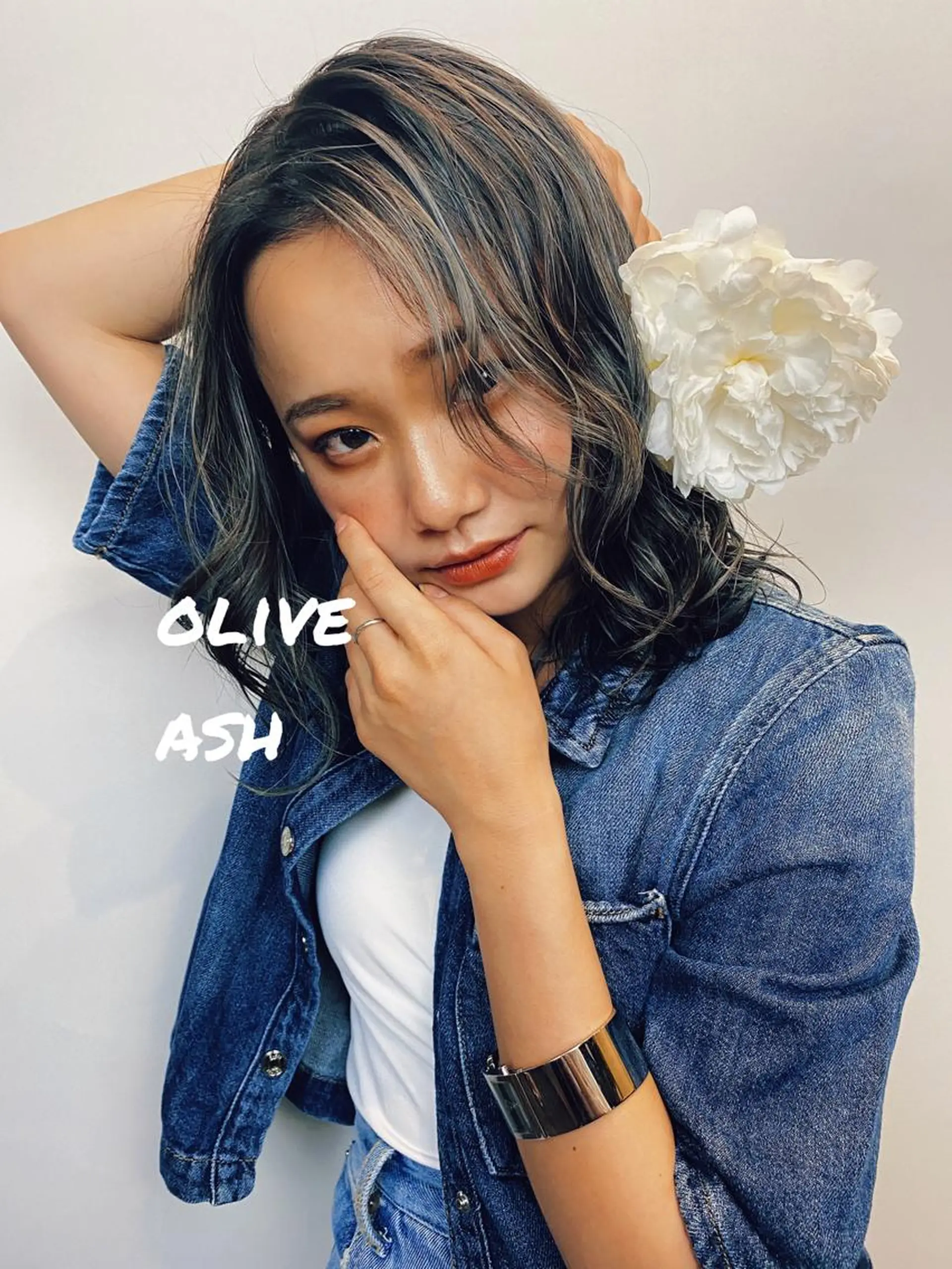 セミロング LATTE  渋谷所属・♡レイヤーカット れお♡のヘアスタイル