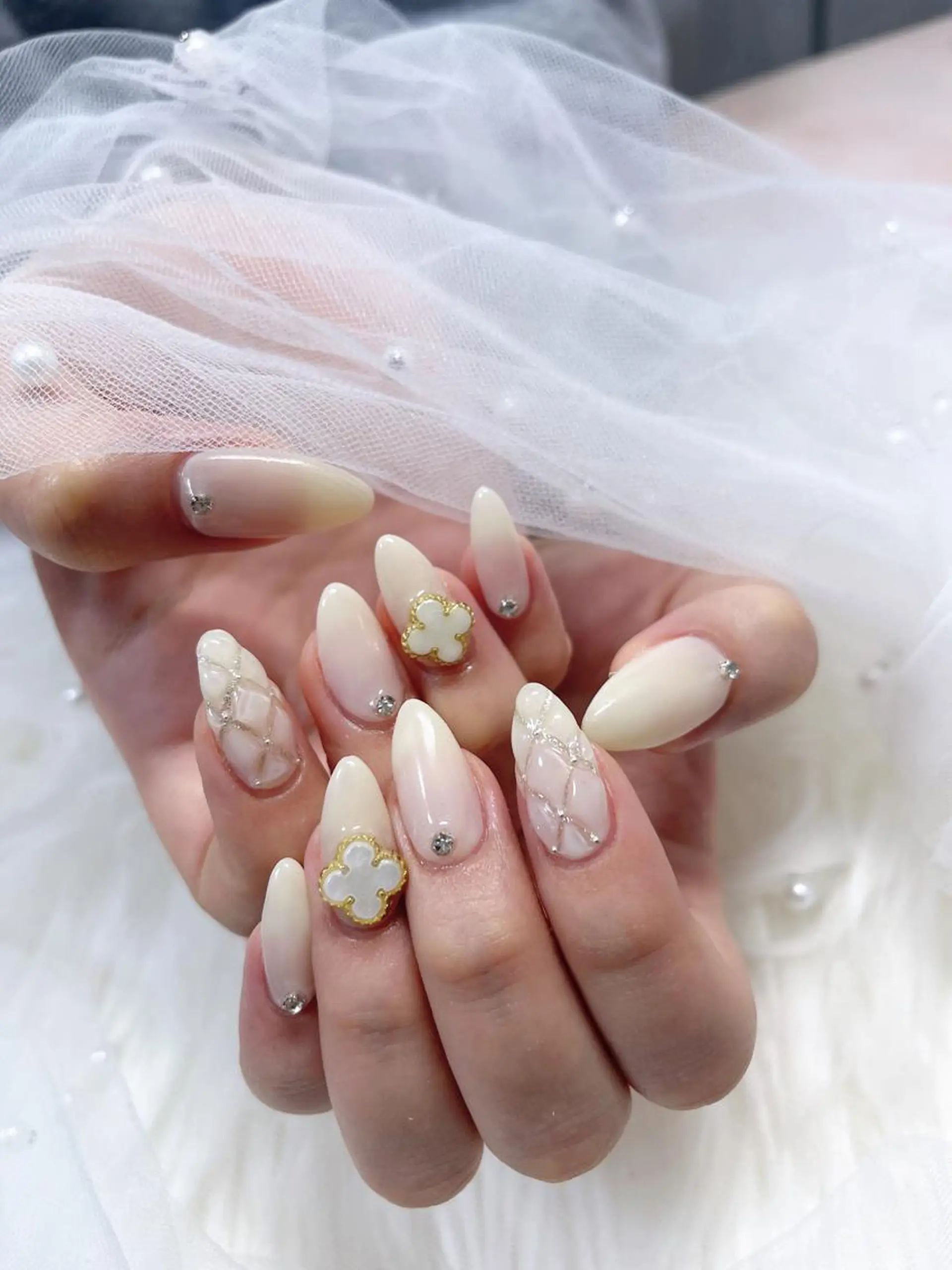 ネイル ハンドネイル COCO ネイルのネイルデザイン