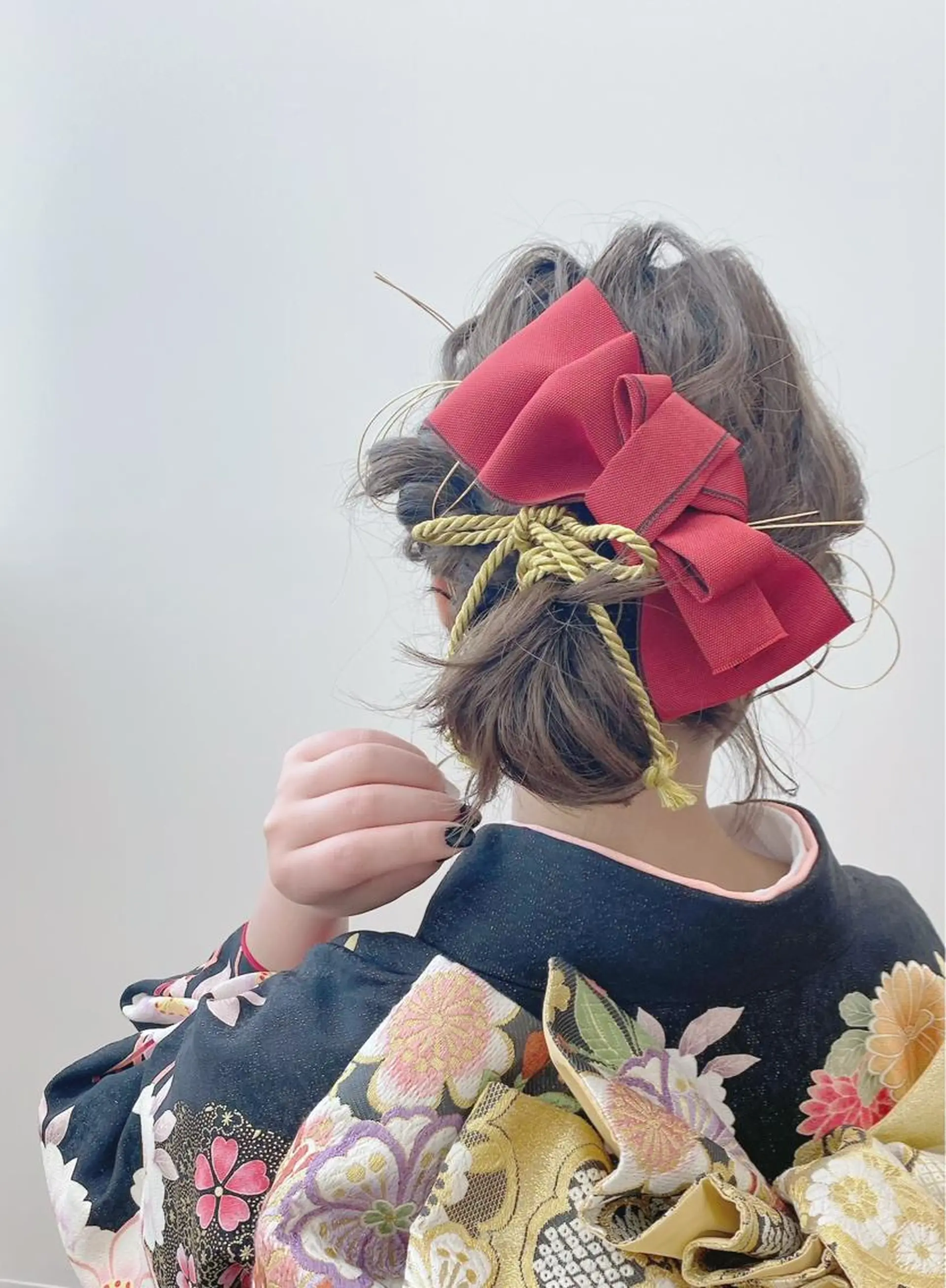 ミディアム ヘアアレンジ GRANLUSSO 〜グランルッソ駅前店所属・木口 嘉美のヘアスタイル