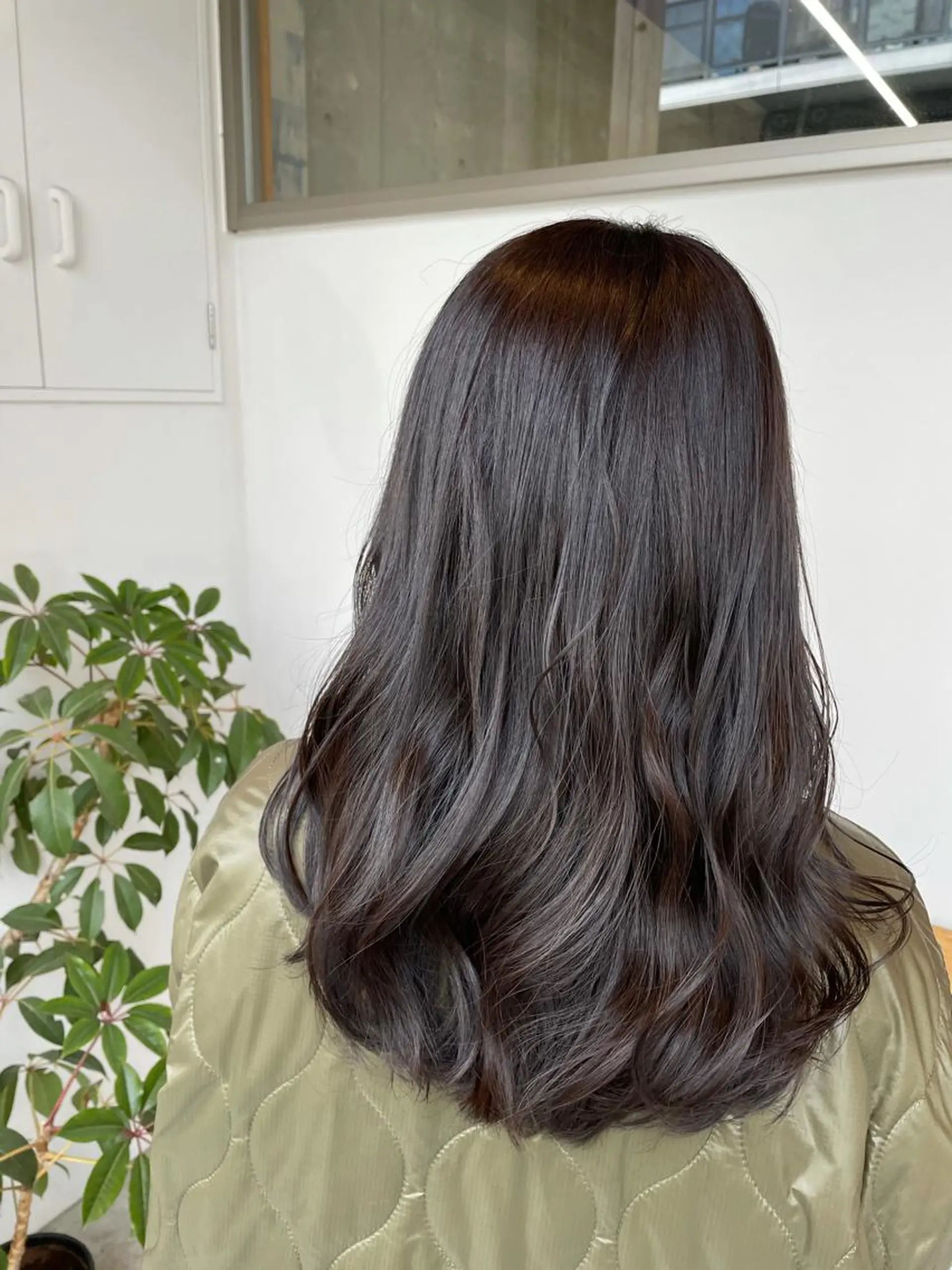 セミロング アッシュ YUCCA -梅田-のヘアスタイル