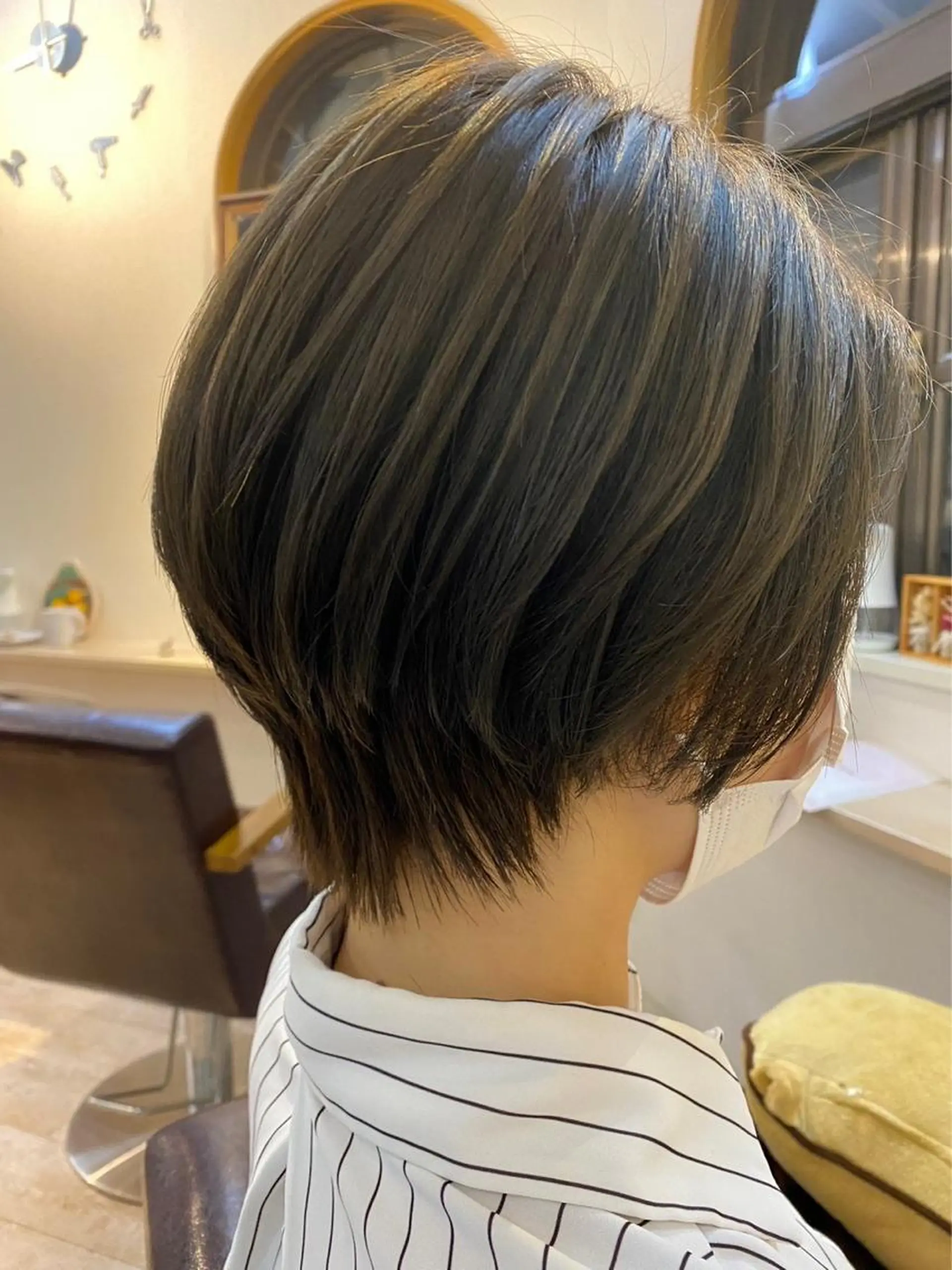 ショート カラー オリーブカラー 🌼アニヤ スズ🌼のヘアスタイル