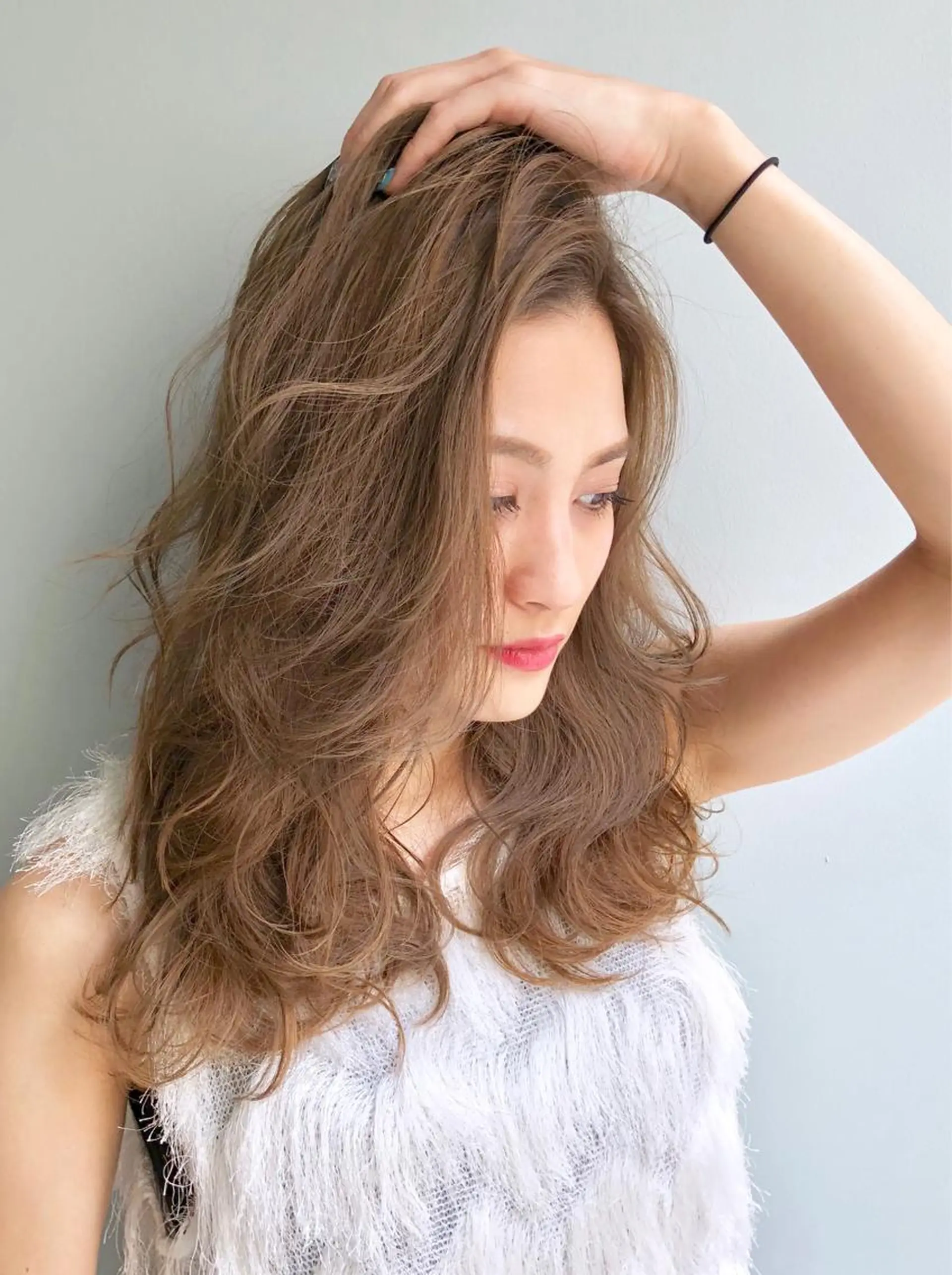 セミロング カラー グレージュ 外国人風カラー 酸性縮毛矯正のプロ 杉山玲介のヘアスタイル