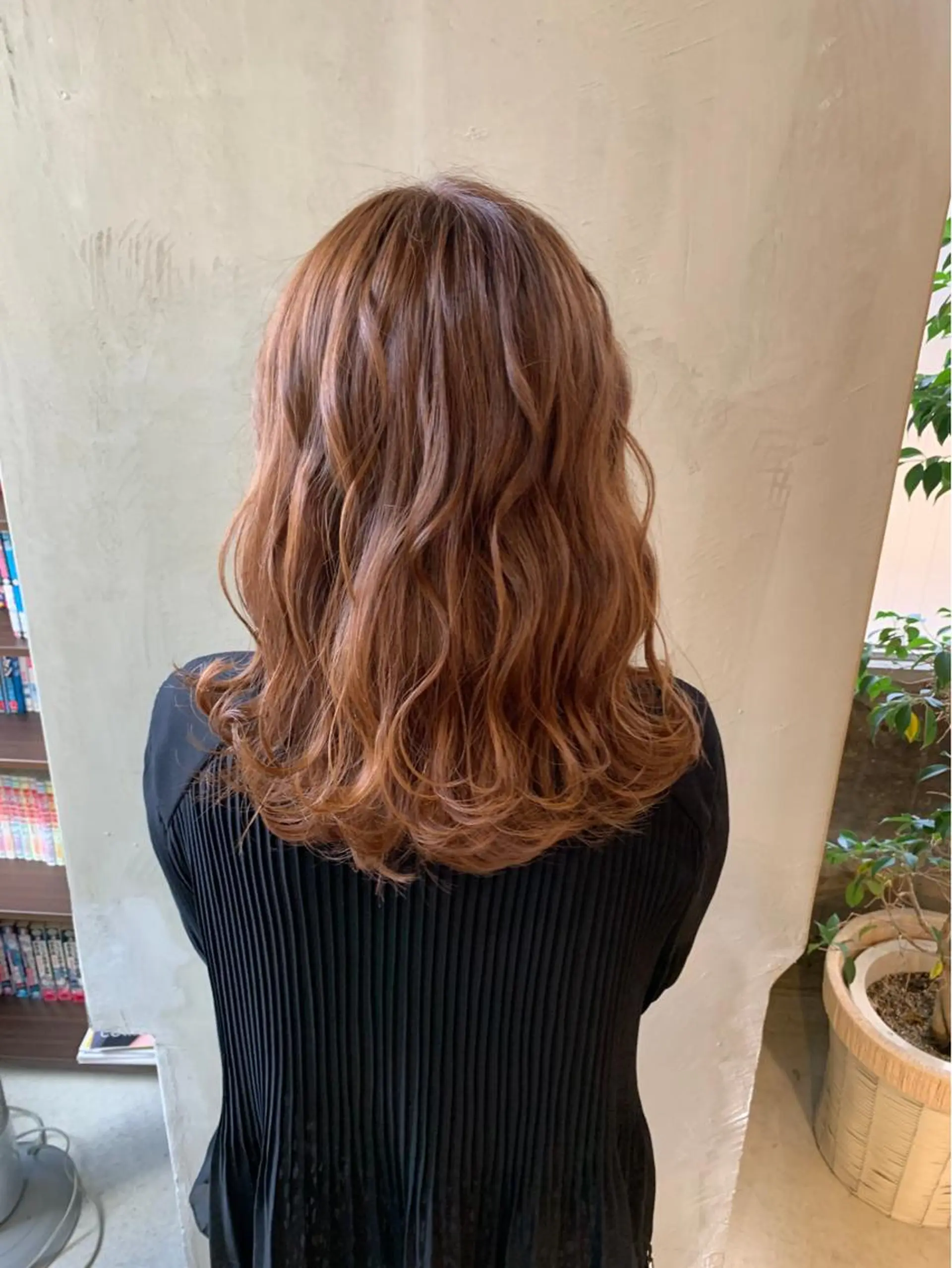 ミディアム カラー カット SORA.桂川店所属・内野 友貴のヘアスタイル