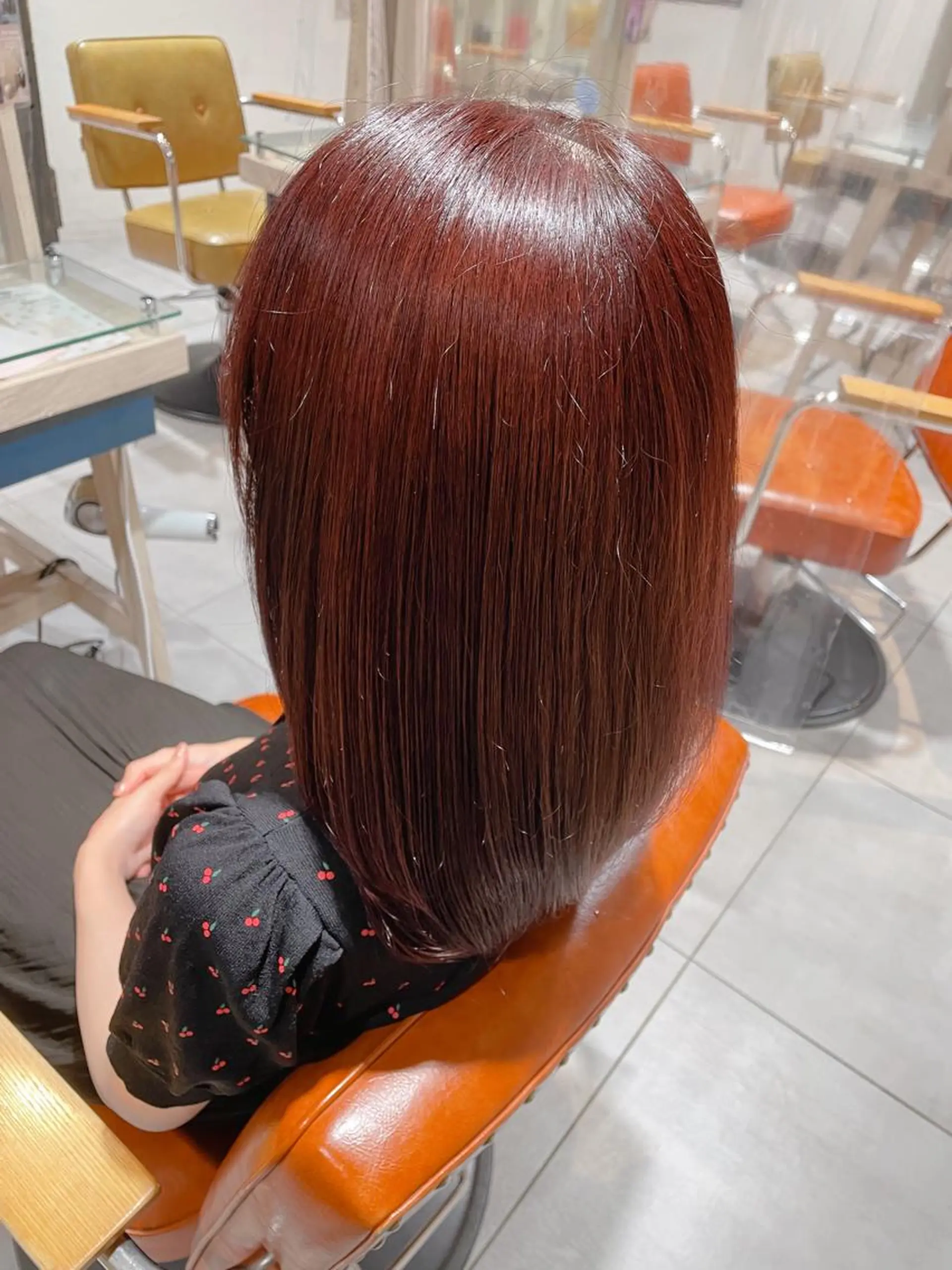 ミディアム パーマ/イルミナ カラー　三浦菜々子のヘアスタイル