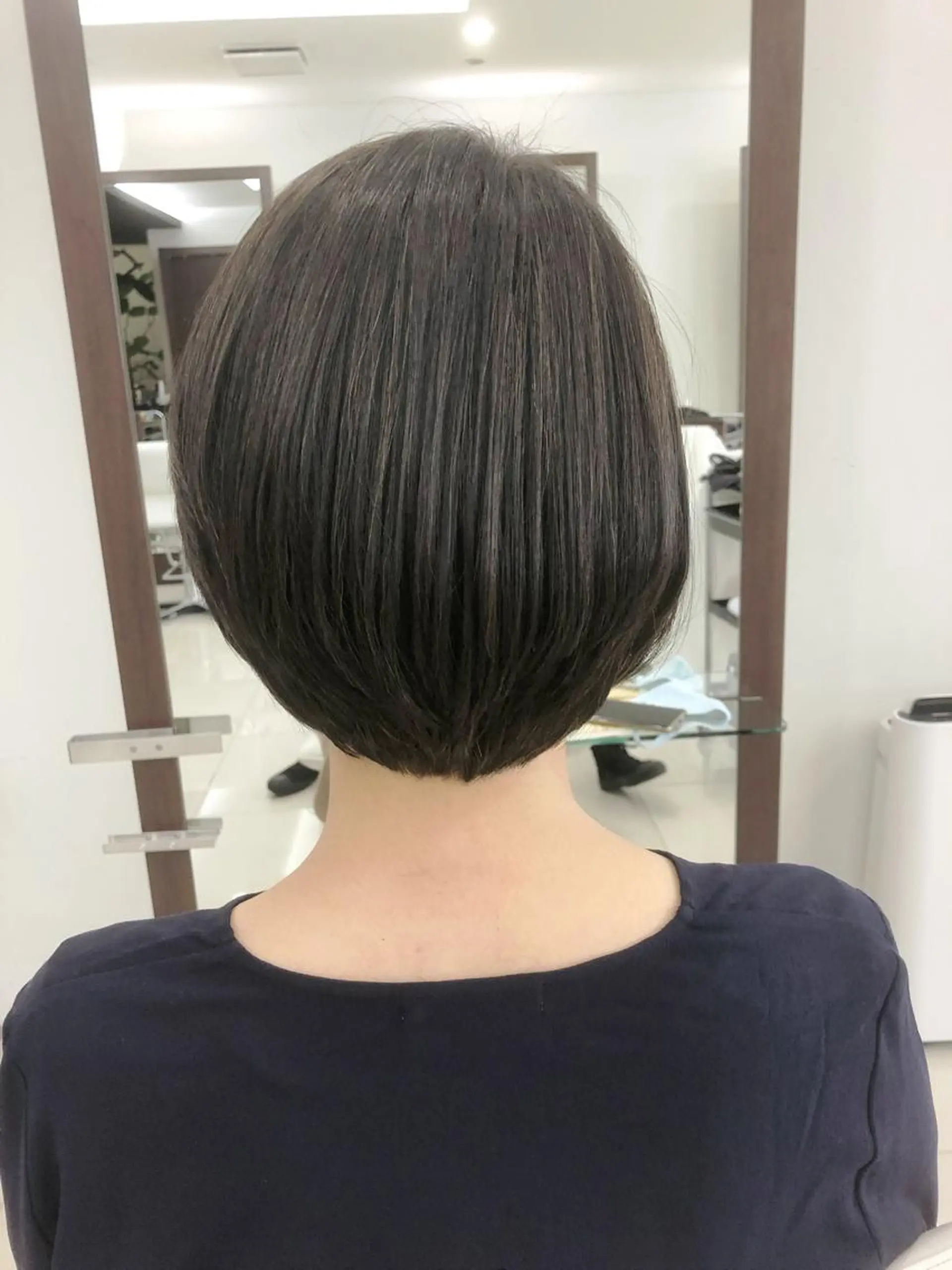 ショート 小林 伊織のヘアスタイル