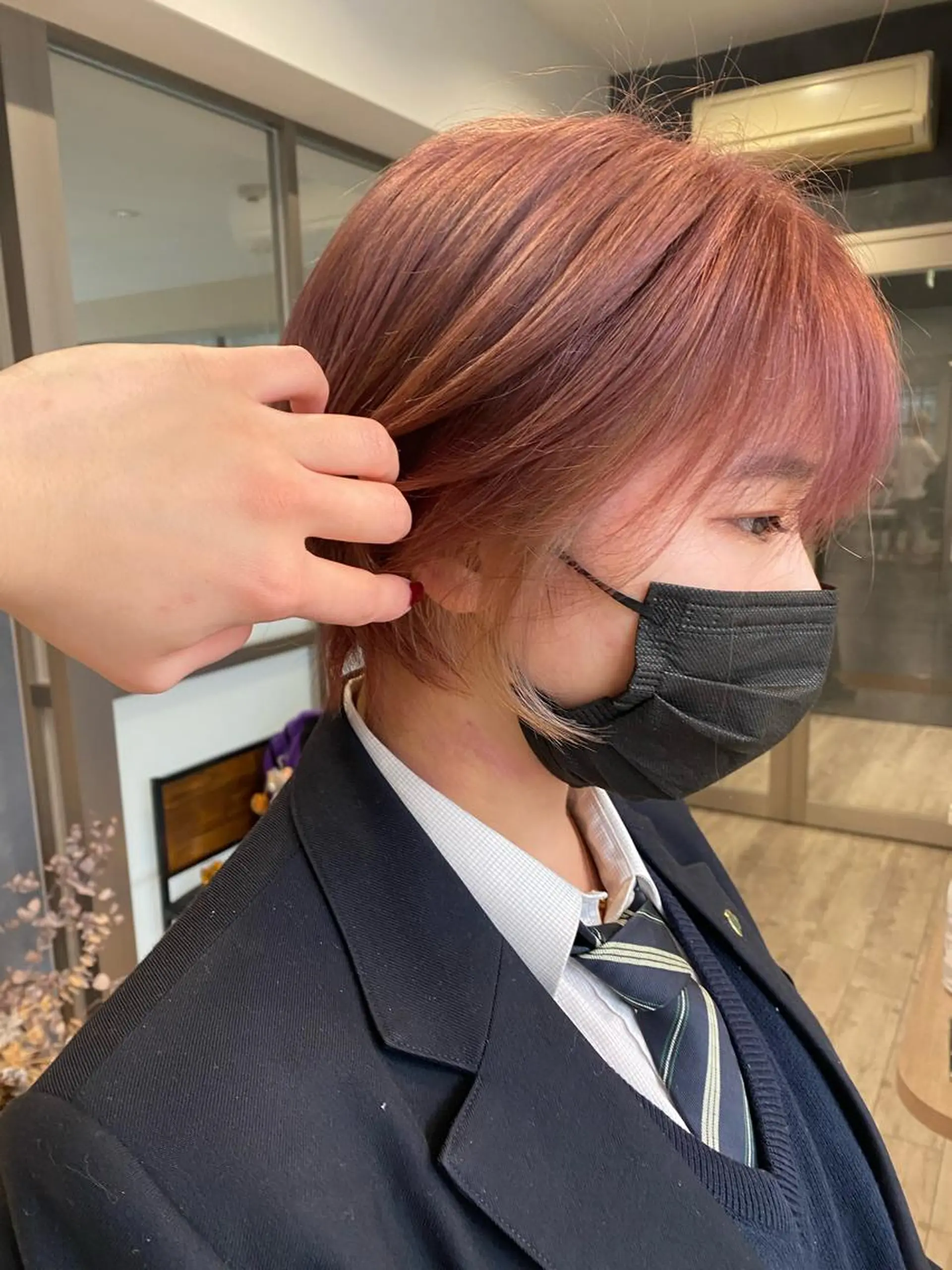 ショート ハイトーンボブ Mizuki.のヘアスタイル