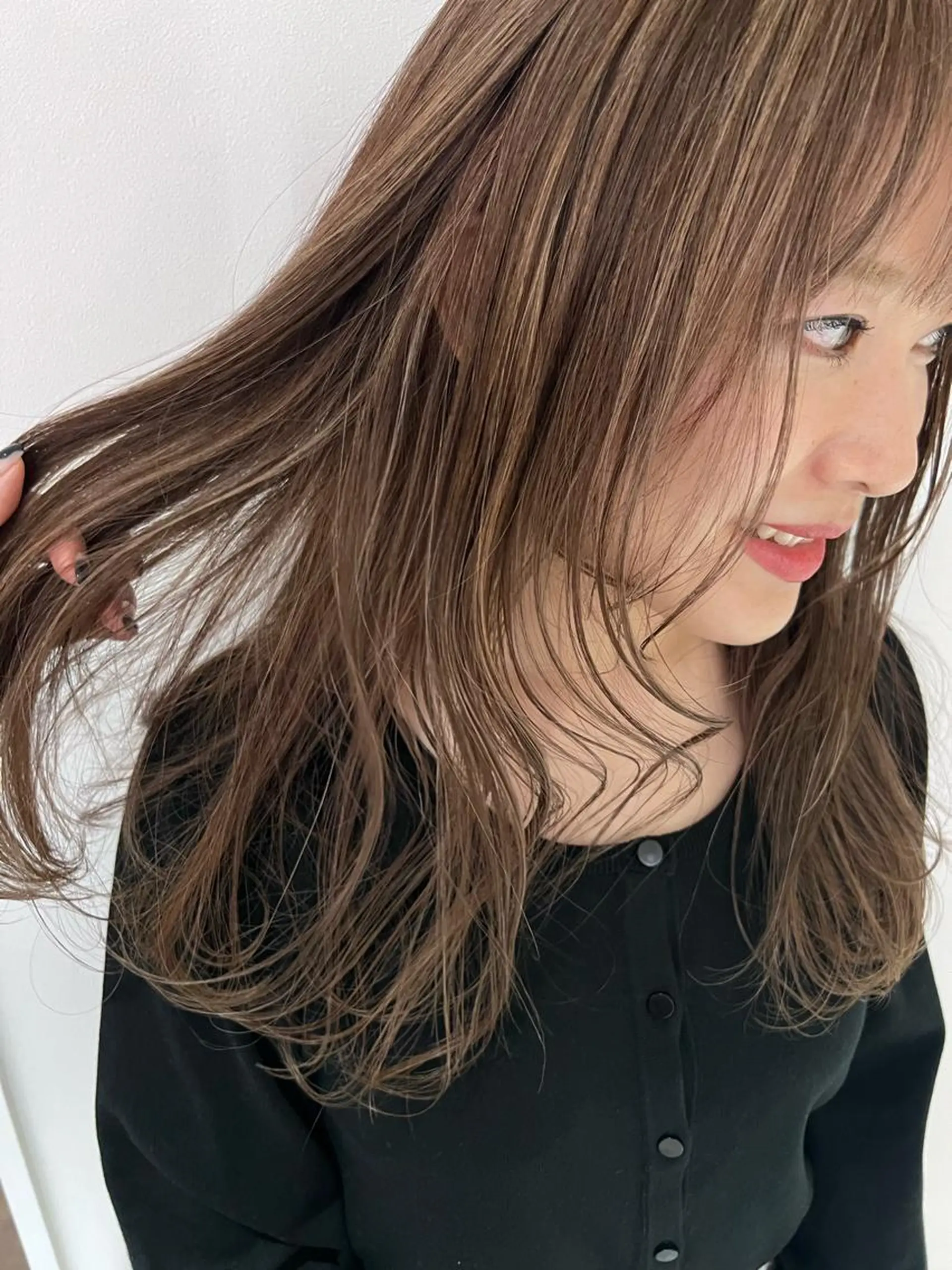セミロング 垢抜けのプロ🪄 honoのヘアスタイル