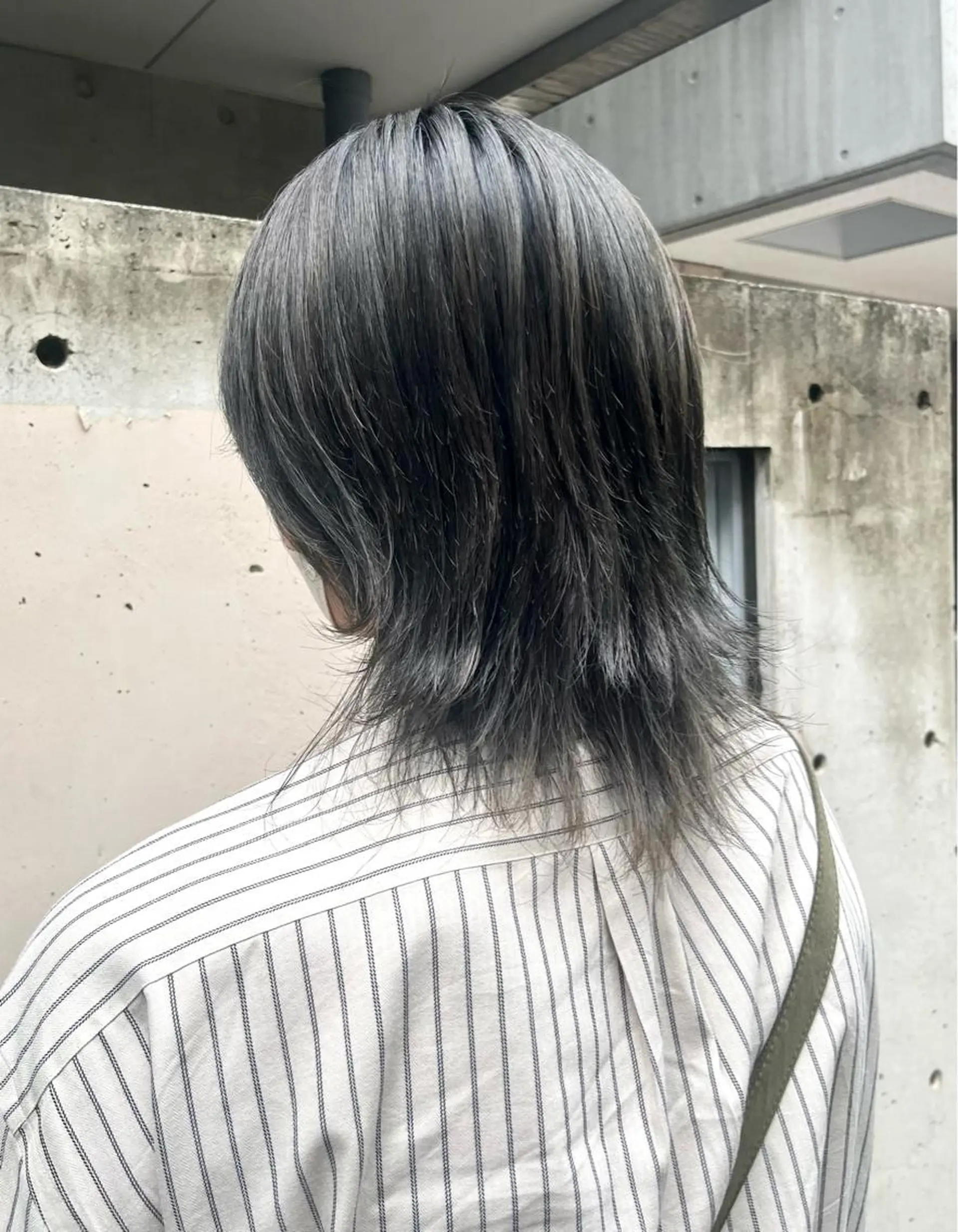 ミディアム ☀️コミヤマミユ☀️ /パーマ/ハイトーンのヘアスタイル