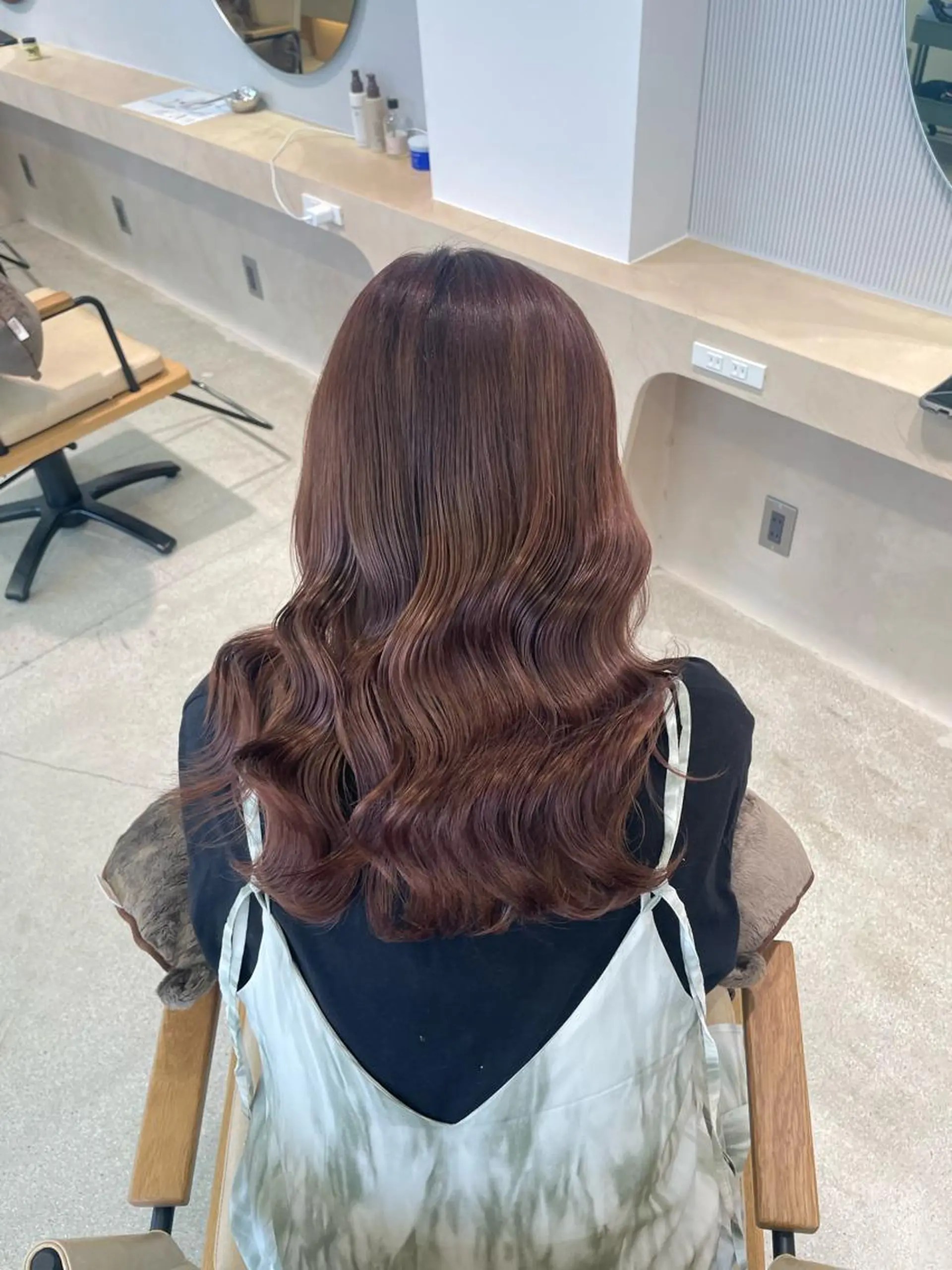 カラー ブリーチ ケアブリーチ ダブルカラー イヤリングカラー ハイライトカラー ulu名古屋栄所属・落合しほ/韓国ヘア/ 髪質改善/縮毛矯正のヘアスタイル