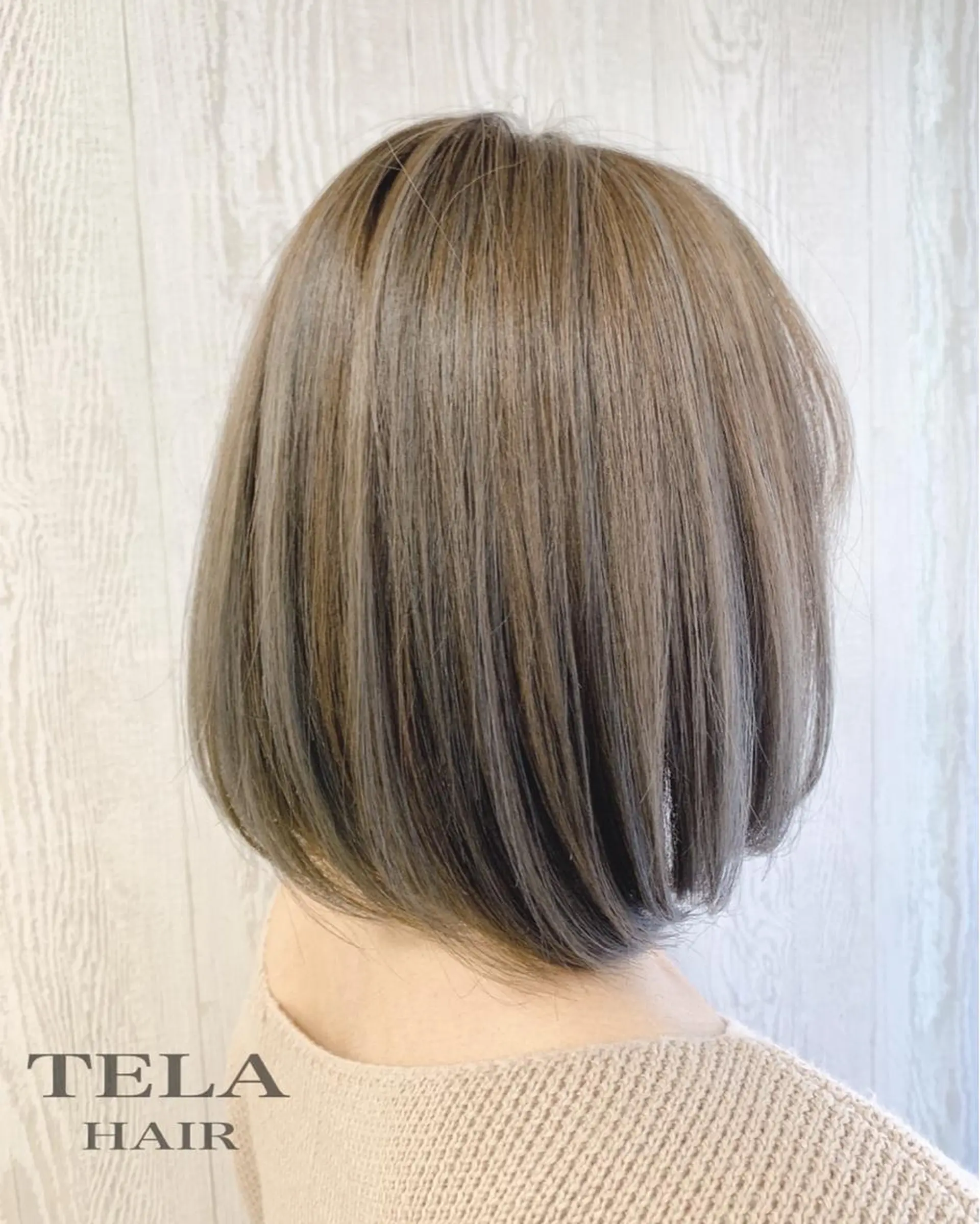 ショート カラー ヘアアレンジ アッシュ ブルーカラー ブルーアッシュ ボブ HUENEST アカデミーサロンのヘアスタイル