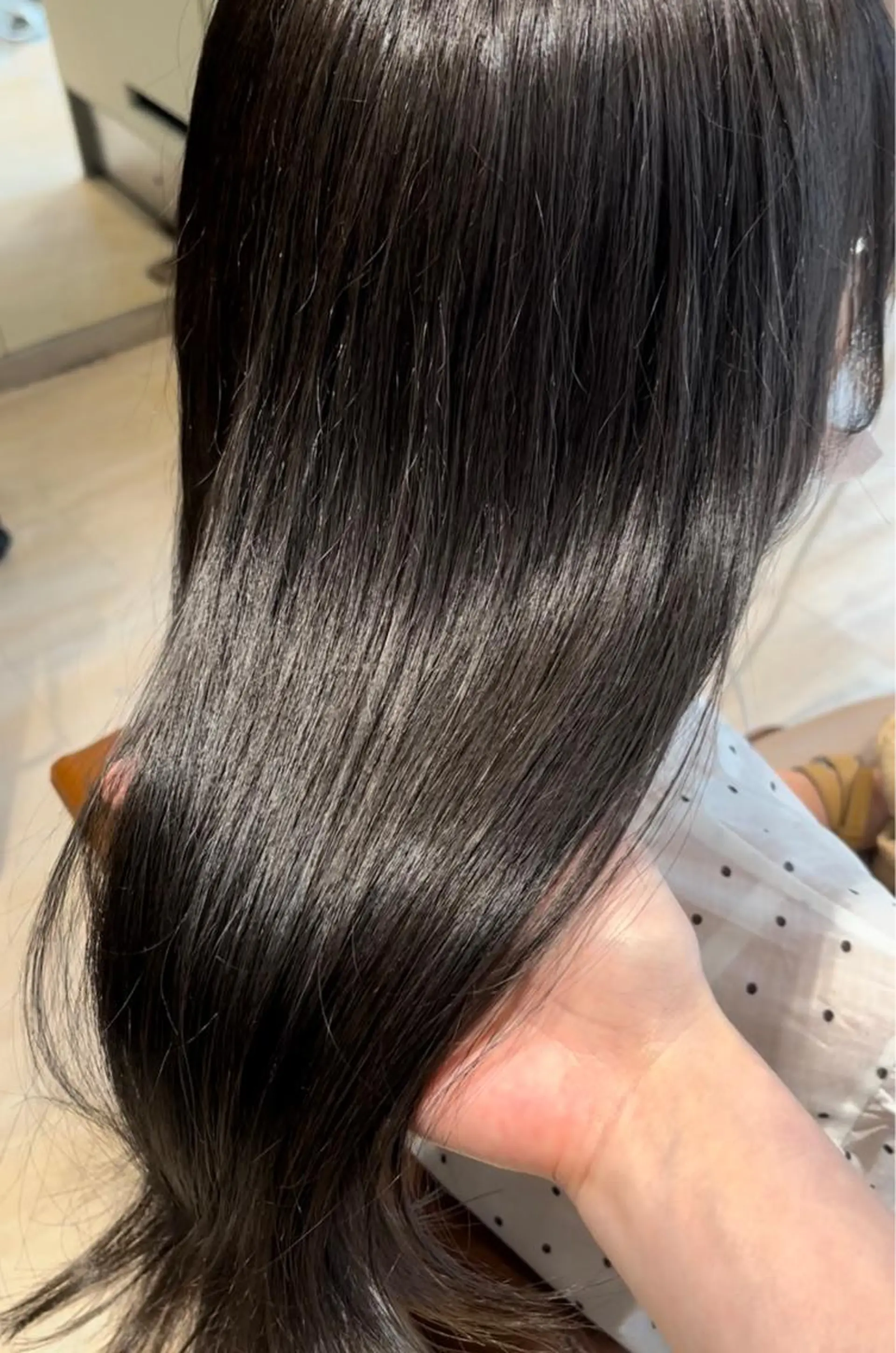 セミロング カラー 佐藤 悠衣/透明感 カラー/似合わせ前髪のヘアスタイル