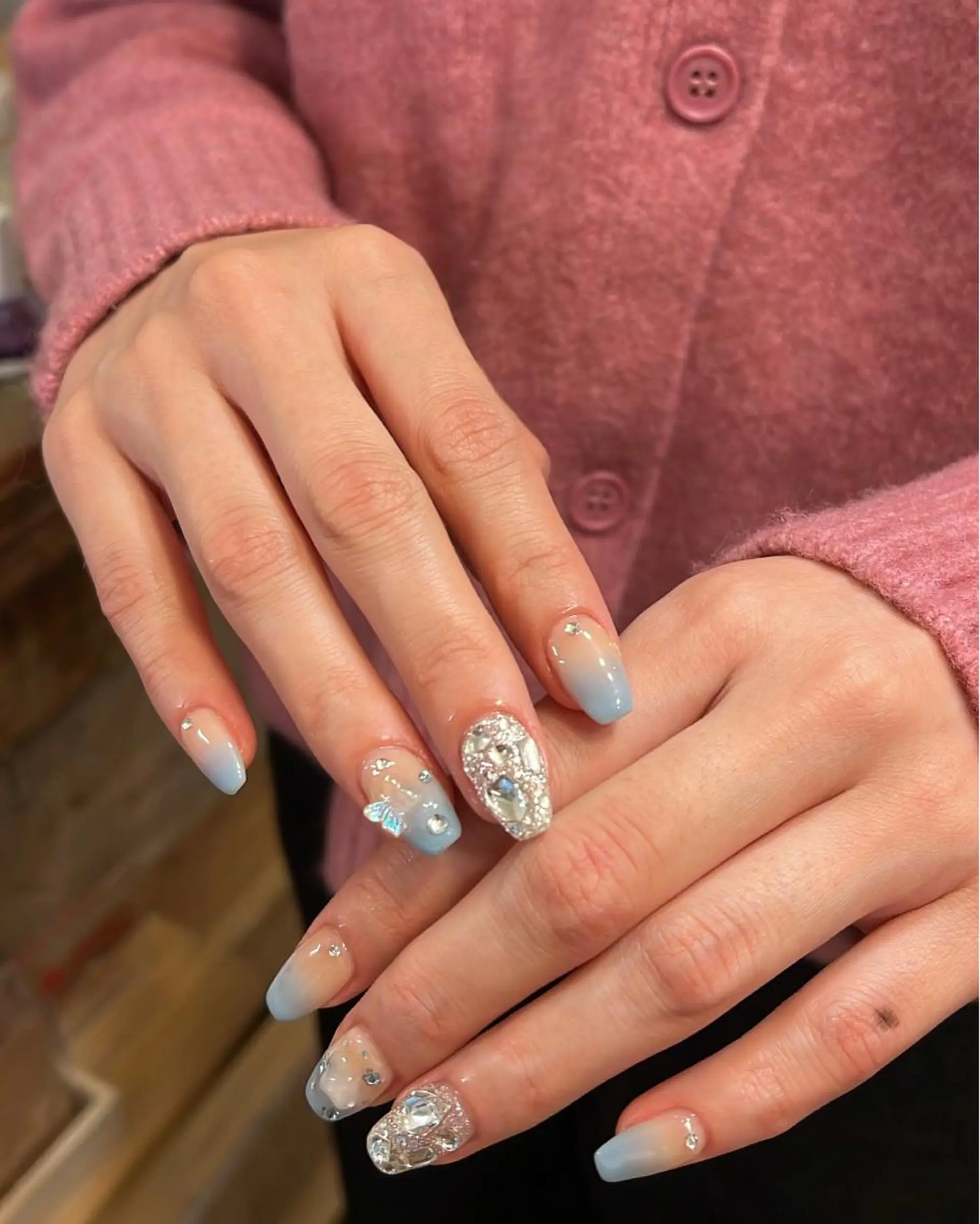 ネイル ハンドネイル フットネイル ハンドケア Nes.Nail所属・Miyagi Asamiのネイルデザイン