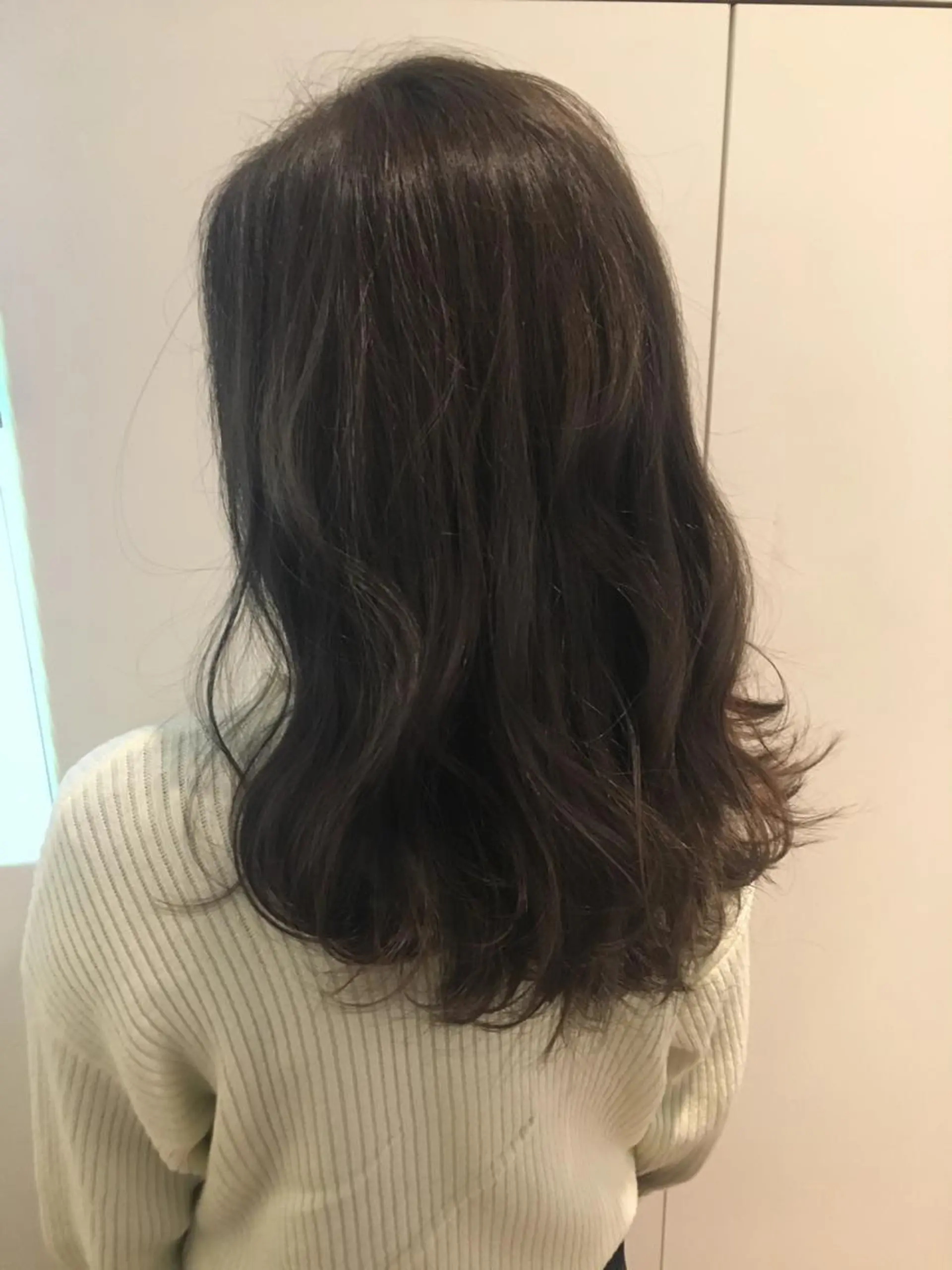 ミディアム カラー イルミナカラー due hair 京都駅前店 MILBON オージュア認定サロン【デューヘアー】所属・ハイトーンブリーチ 土坂　由志【京都】のヘアスタイル