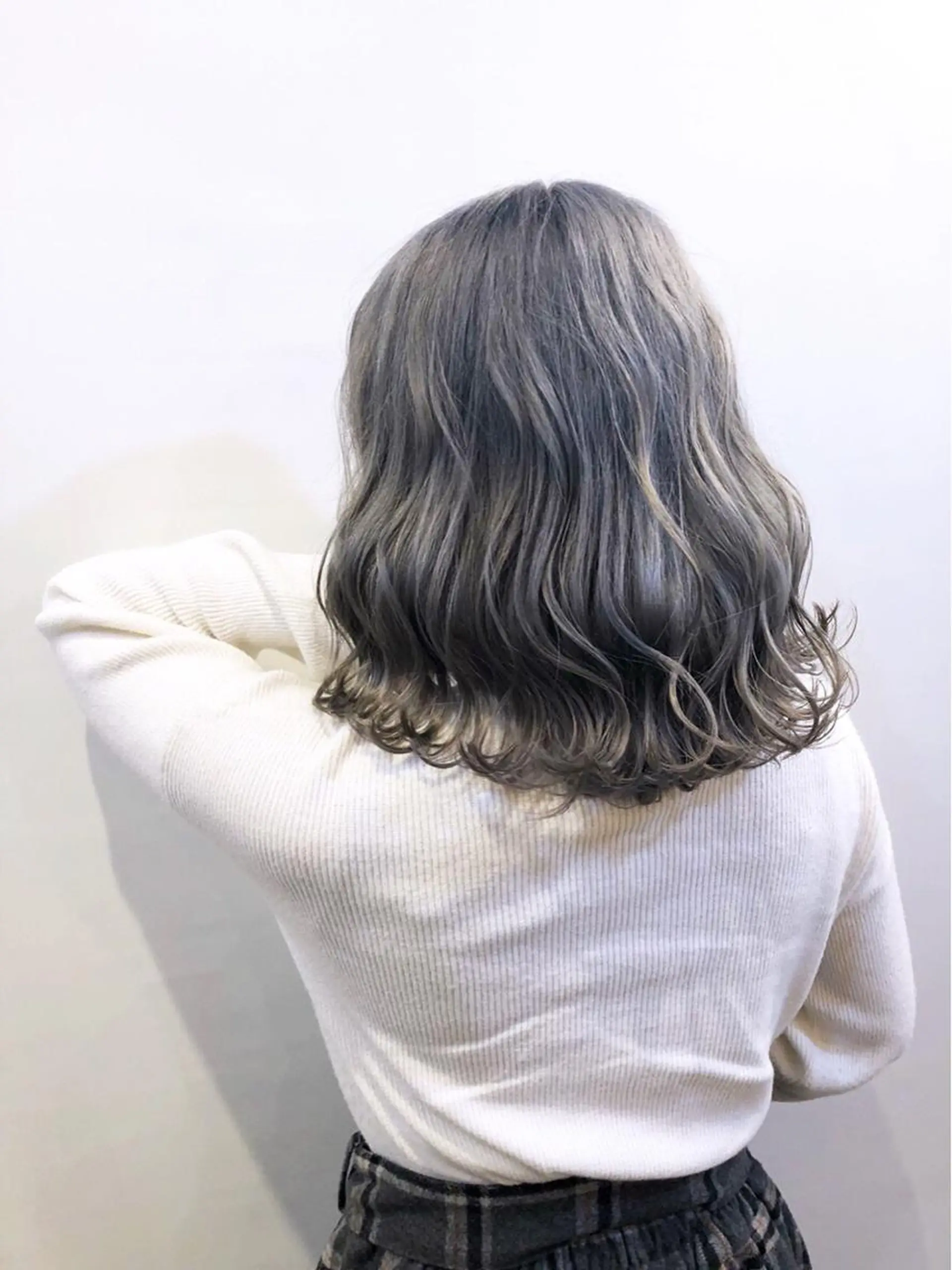 ミディアム カラー noa.所属・noa. 高橋タツヤのヘアスタイル