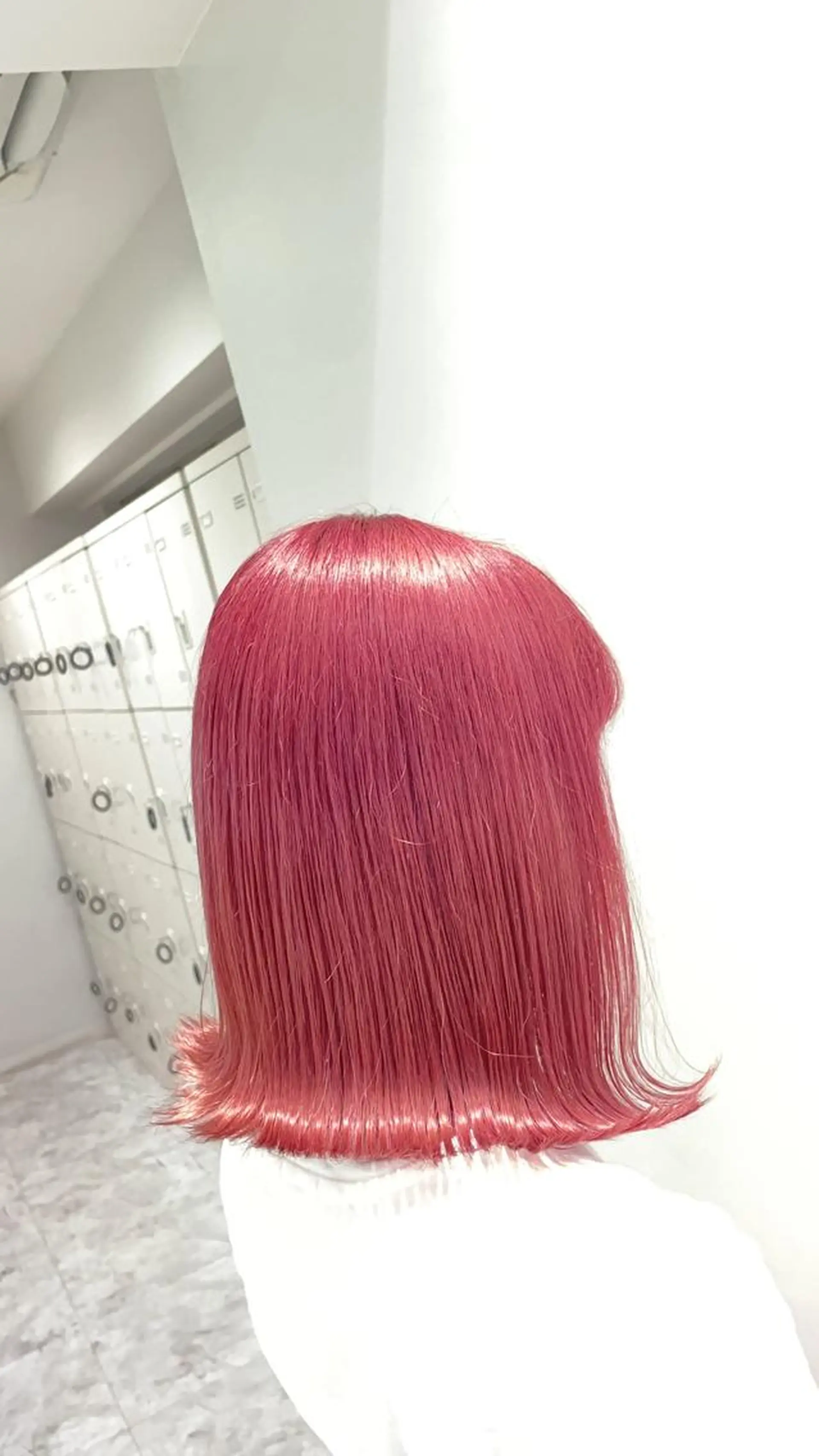 セミロング カラー ヘアアレンジ ハイトーンカラー ピンクカラー 似合わせカット ヘアカラー トリートメント ヘアセット 顔まわりカット の達人のヘアスタイル
