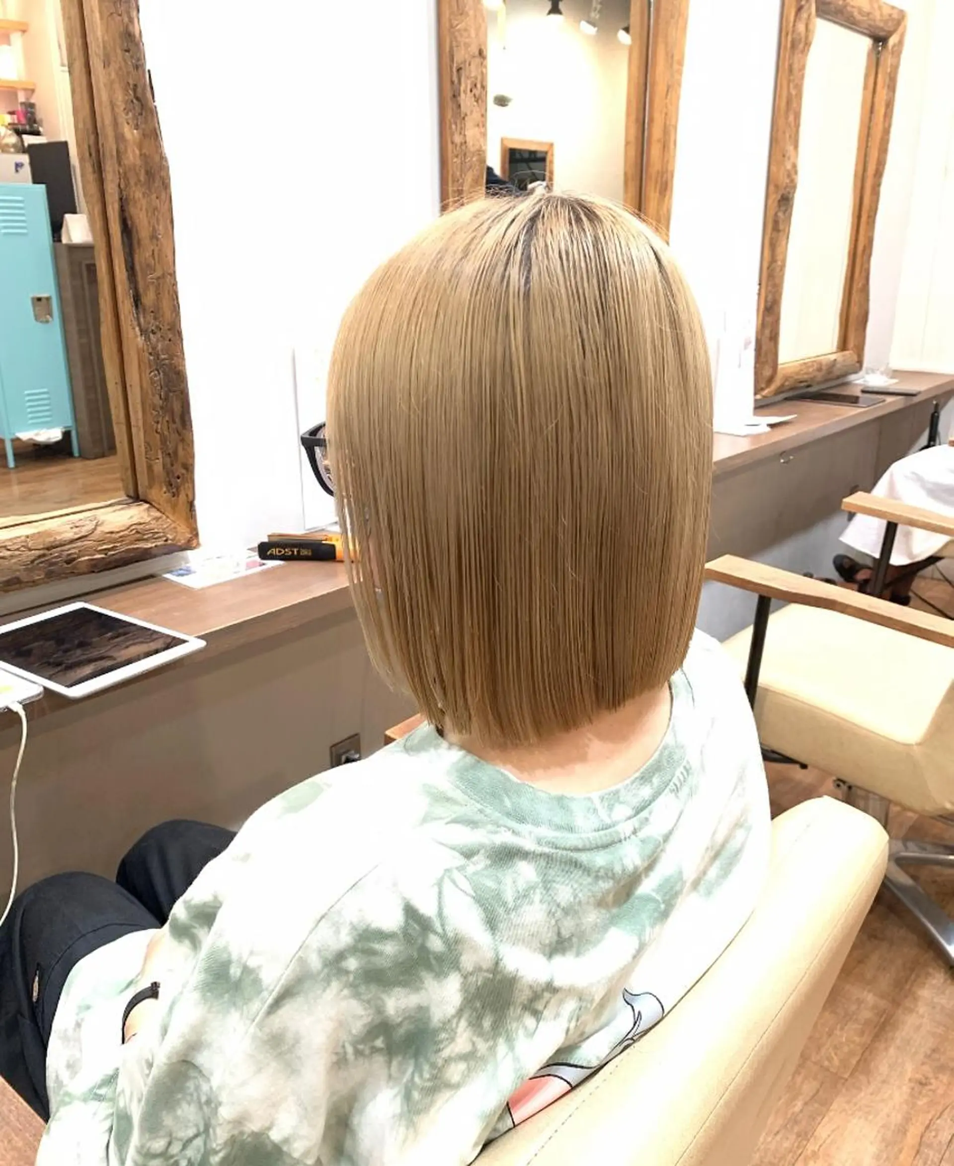 セミロング ボブ ゆうき あすかのヘアスタイル