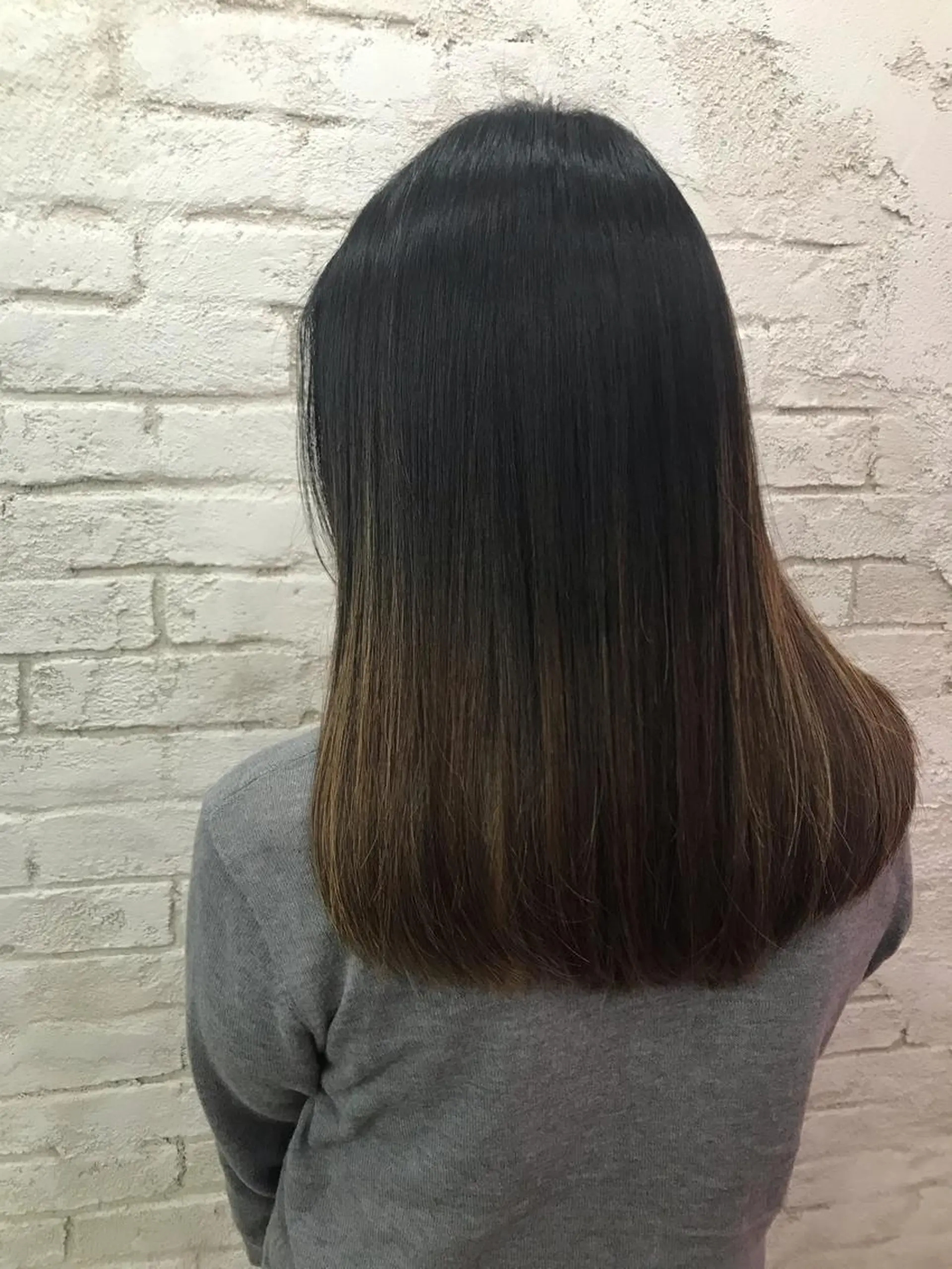 セミロング 🇺🇸ハイライト特 化美容師🇺🇸漆沢のヘアスタイル