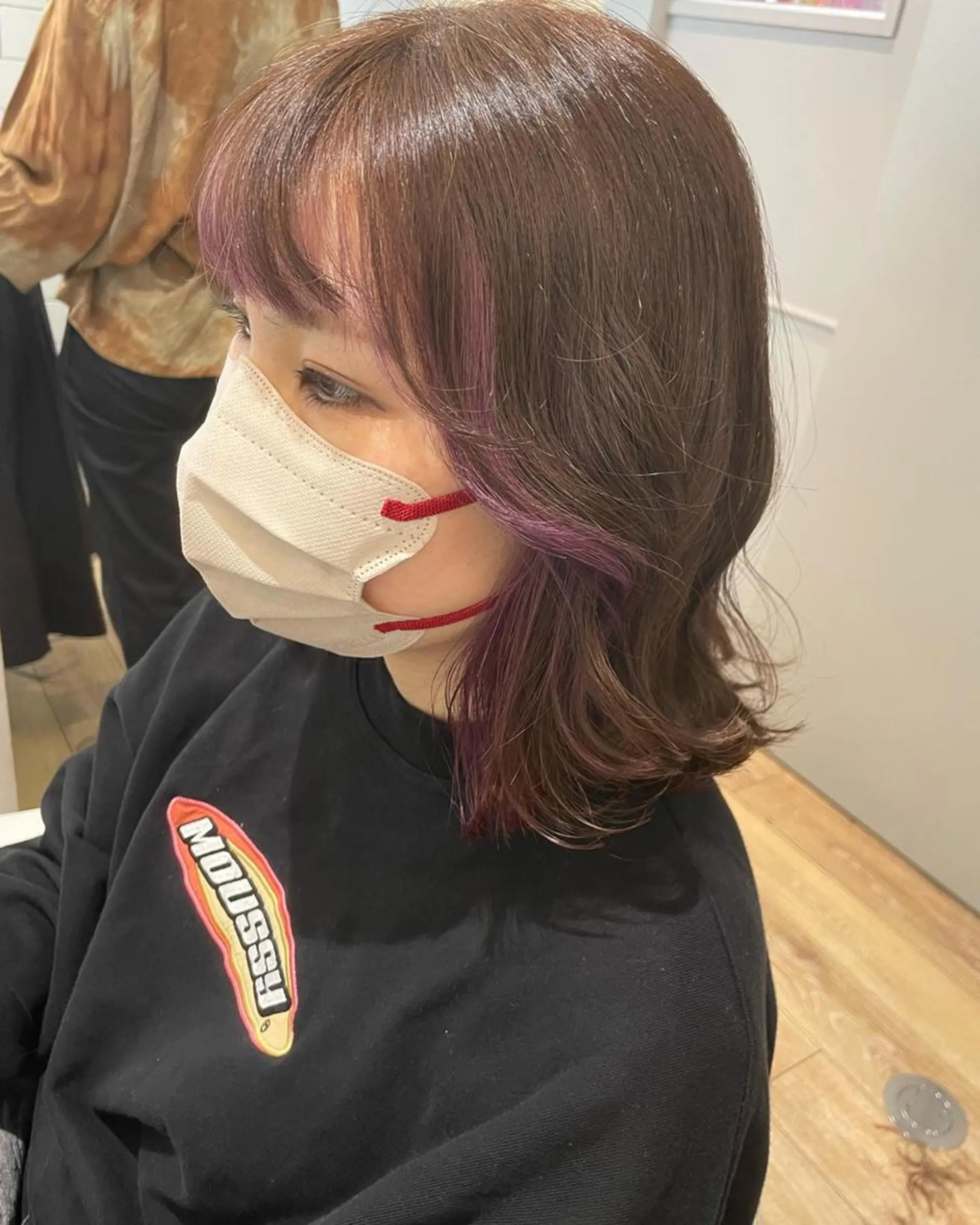 ミディアム カラー パーマ ヘアアレンジ メンズ キッズ ネイル マツエク・マツパ メンズインナーカラー インナーカラー ラベンダーカラー パープルカラー パープル 🫧垢抜けヘア🫧 SHIORIのヘアスタイル