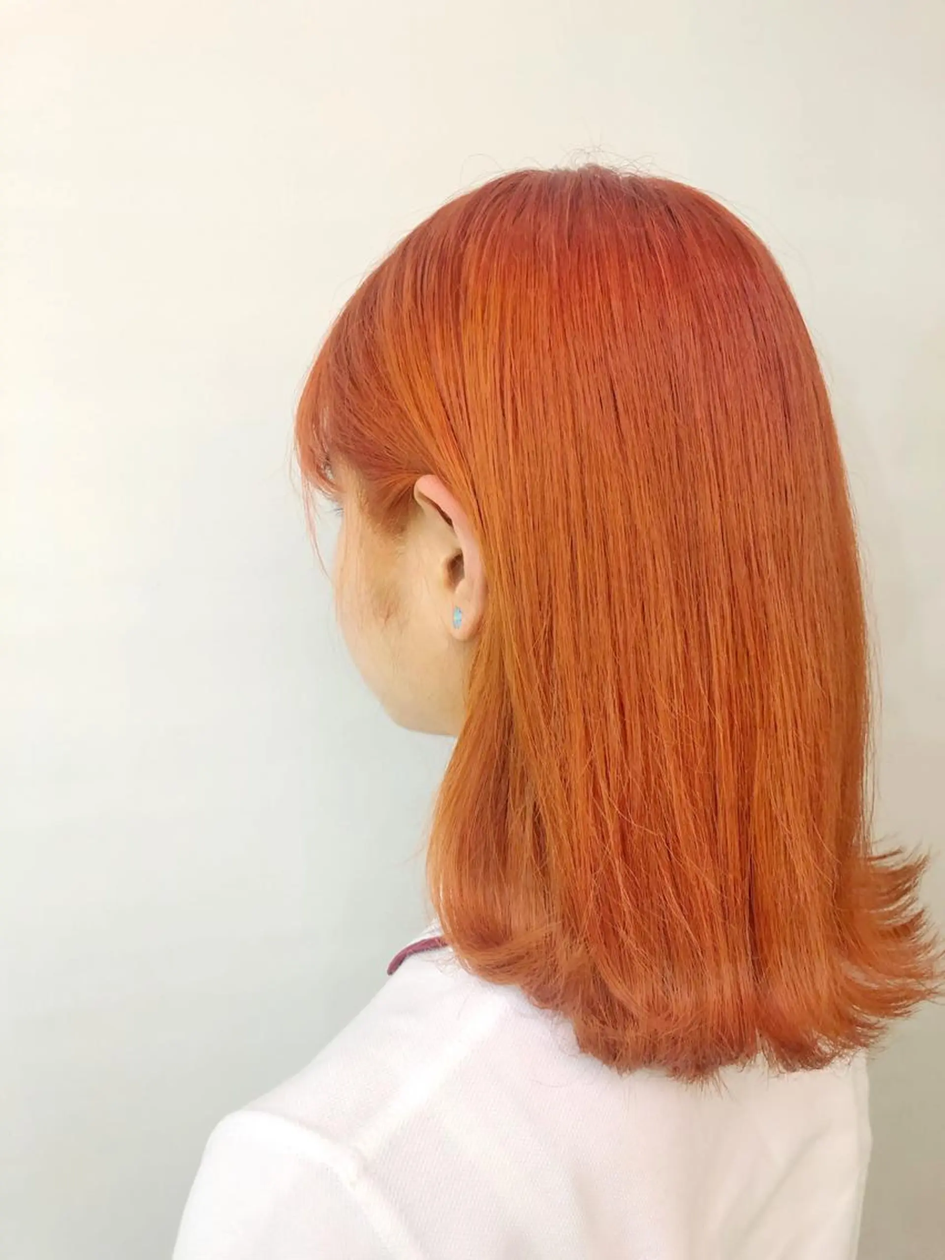 ミディアム カラー レイヤー・ブリーチ kiyotoshiのヘアスタイル