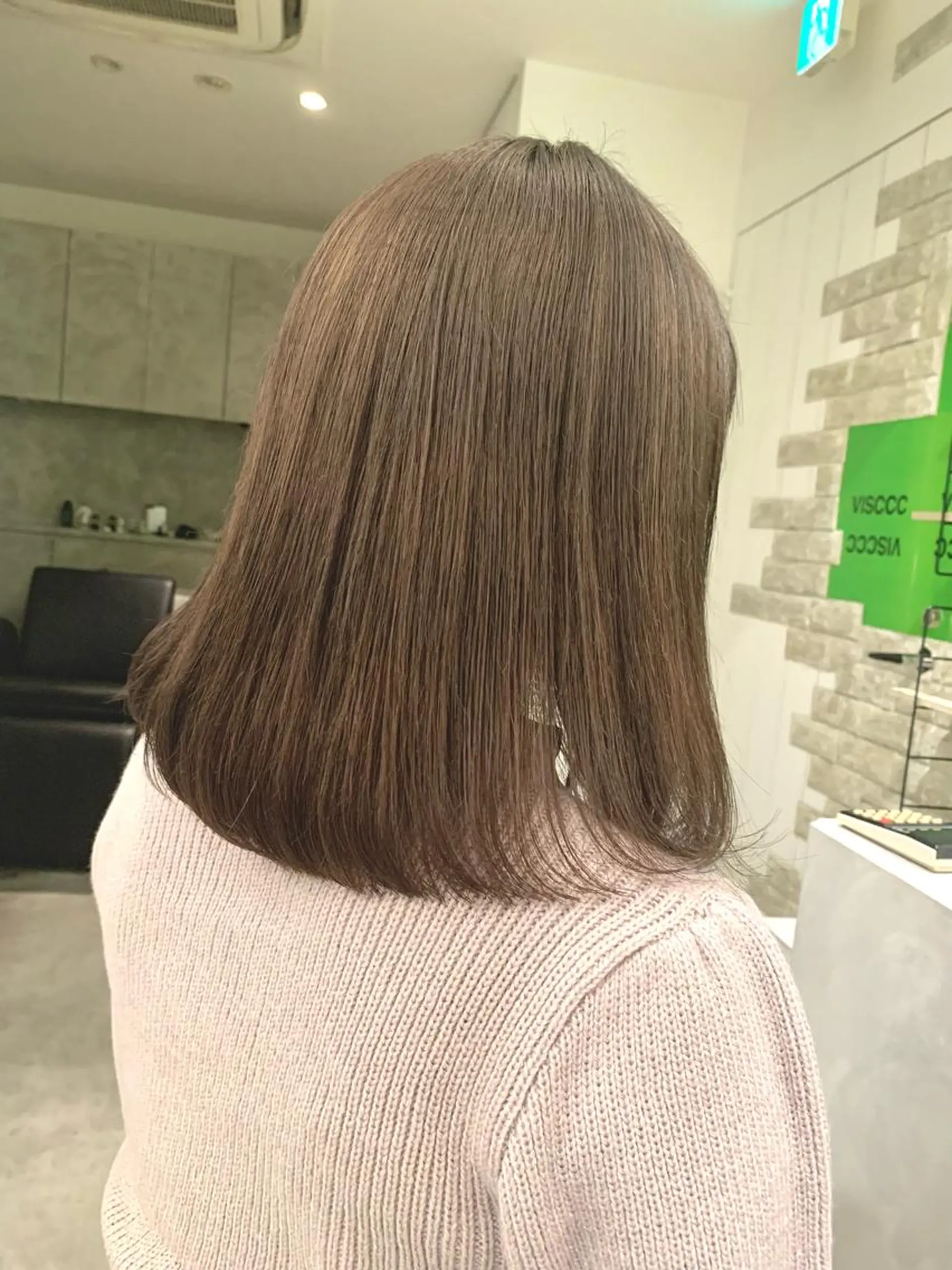 ミディアム ノモト ハルのヘアスタイル