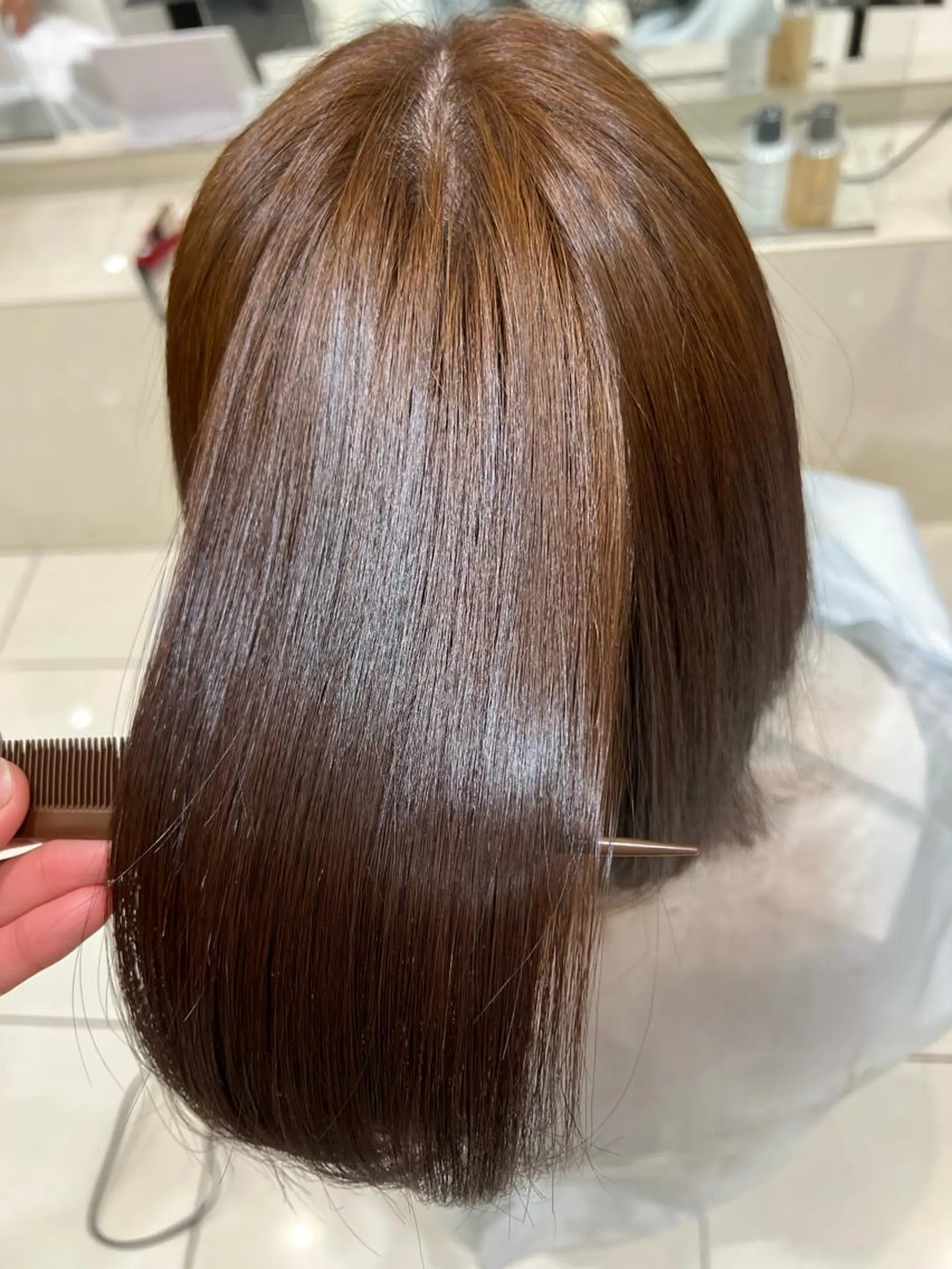 ミディアム 髪質改善 トリートメント ☃️顔周りレイヤー グレージュSHUTOのヘアスタイル