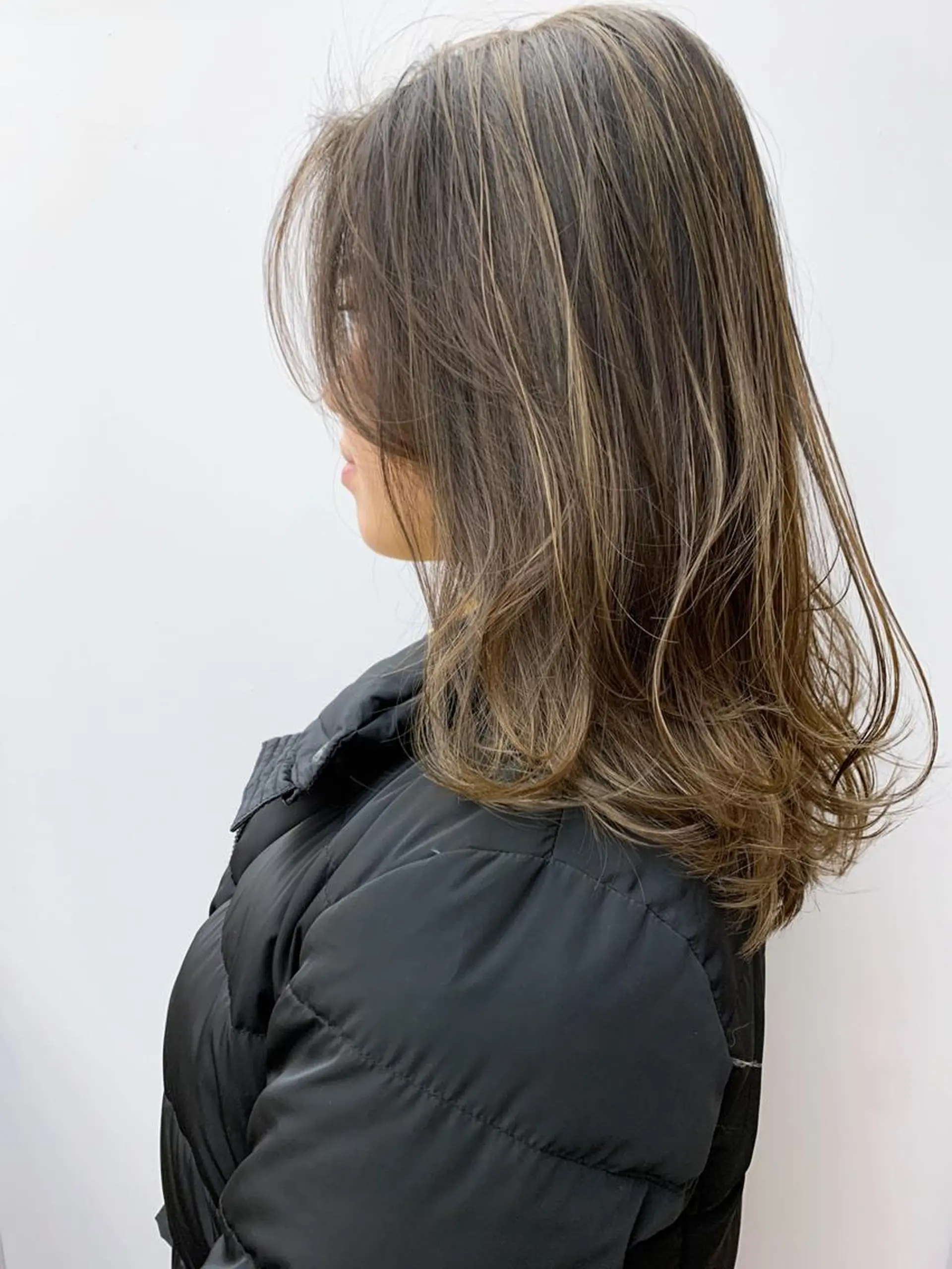 ロング ヘアアレンジ パーマ カラー アディクシーカラー ベージュカラー ブリーチ ケアカラー 透明感カラー カット トリートメント ヘッドスパ ヘアケア特化型サロン newi 梅田のヘアスタイル