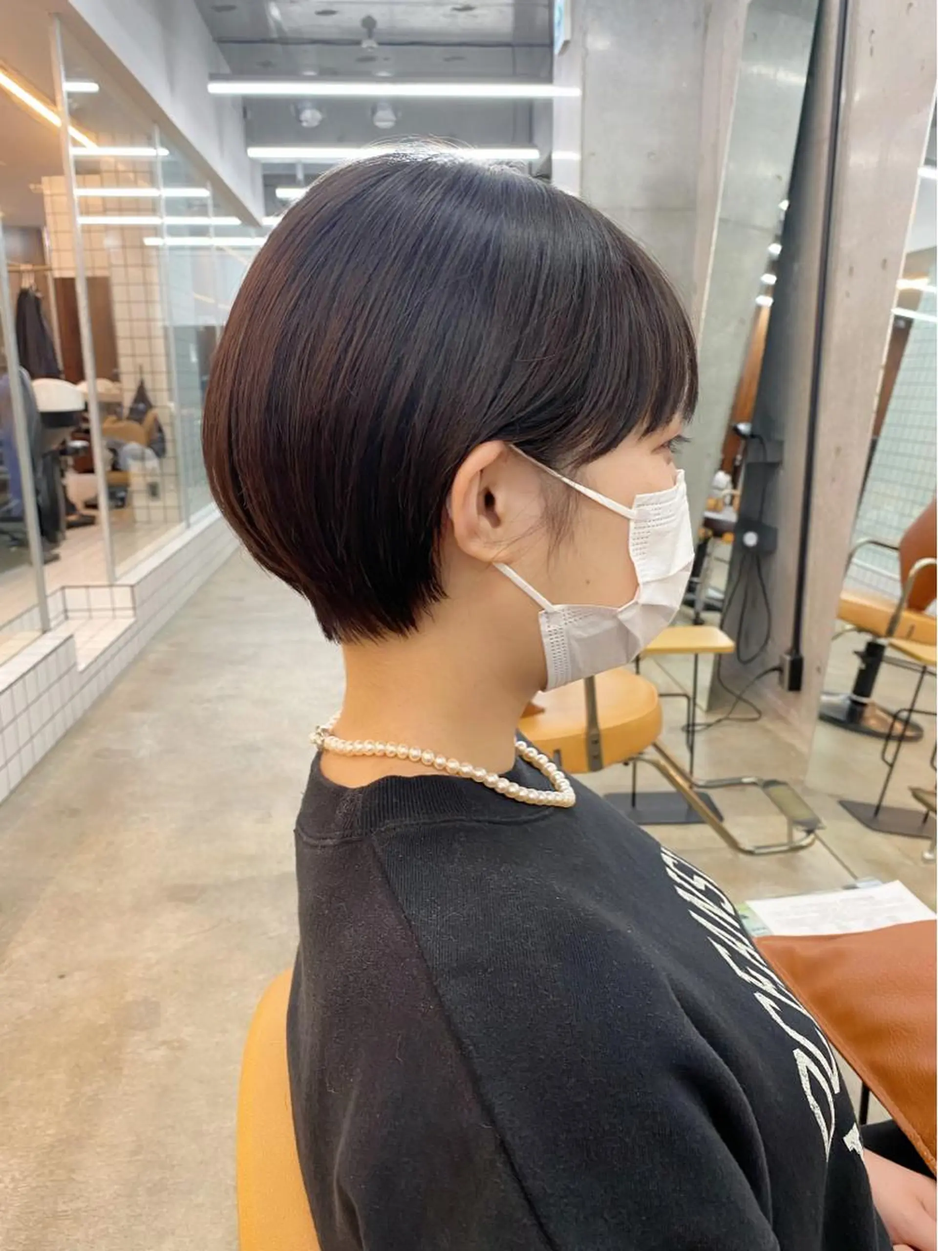 ショート カラー 三浦 望のヘアスタイル