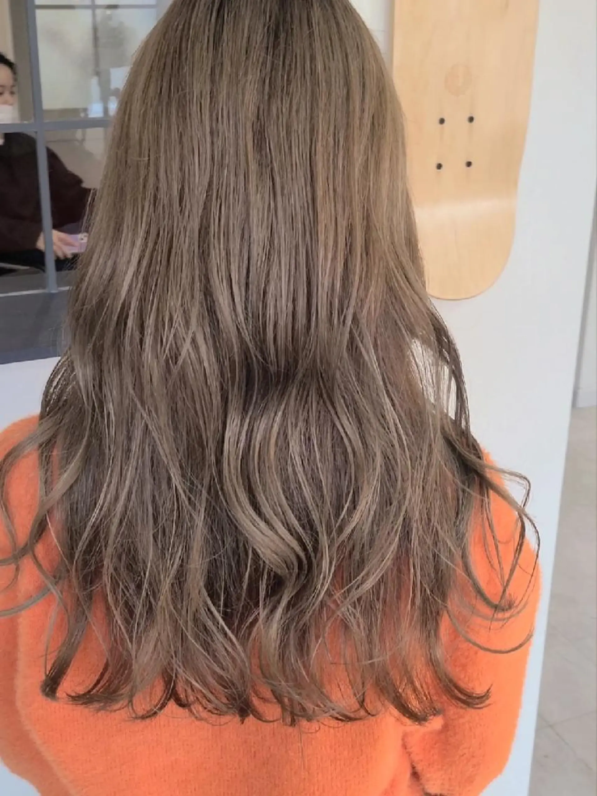 ロング カラー ヘアカラー トリートメント ブリーチカラー🌈 嘉名 真樹のヘアスタイル