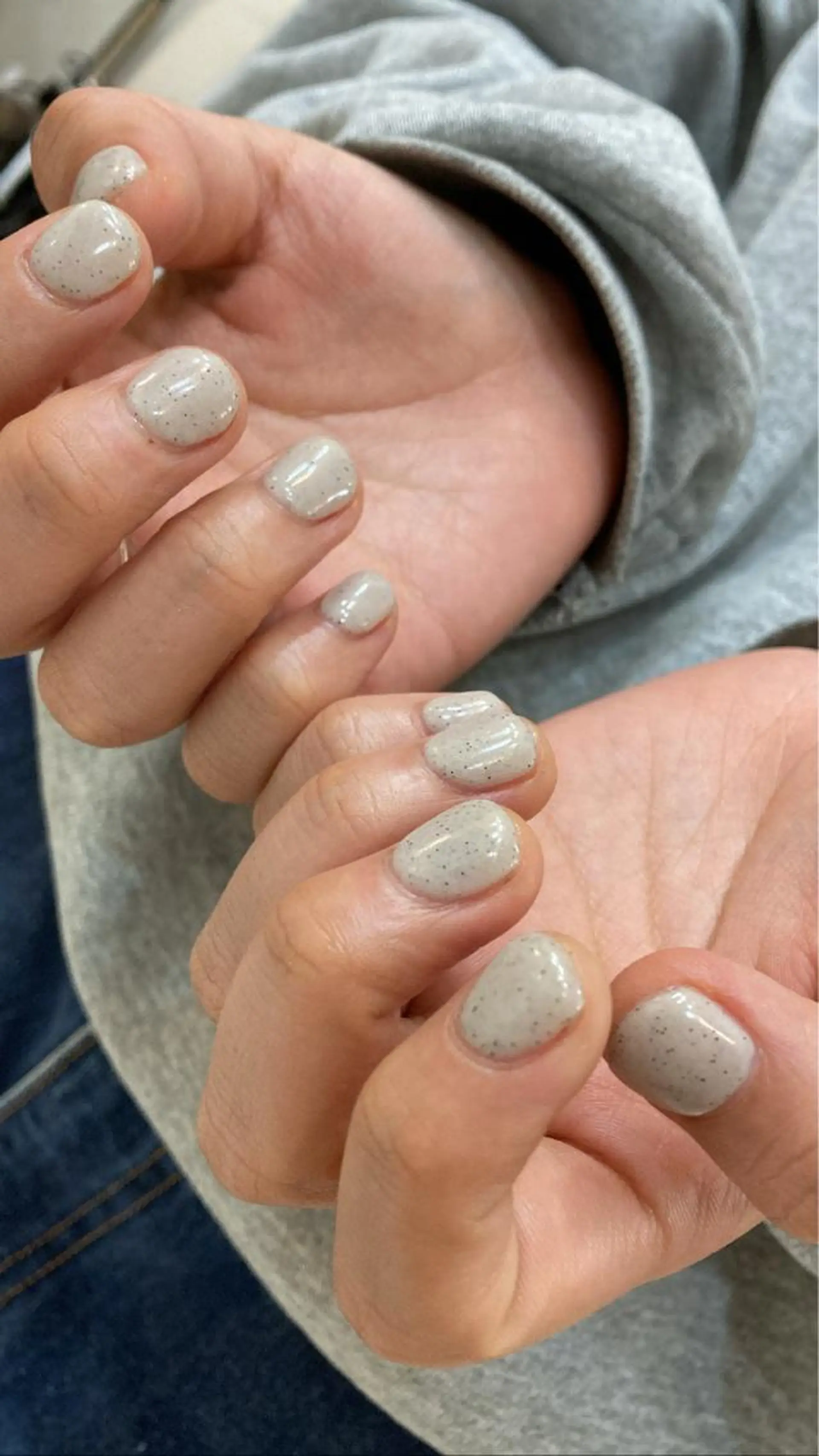 ネイル nailsalon　hue所属・小山 羽奈のネイルデザイン