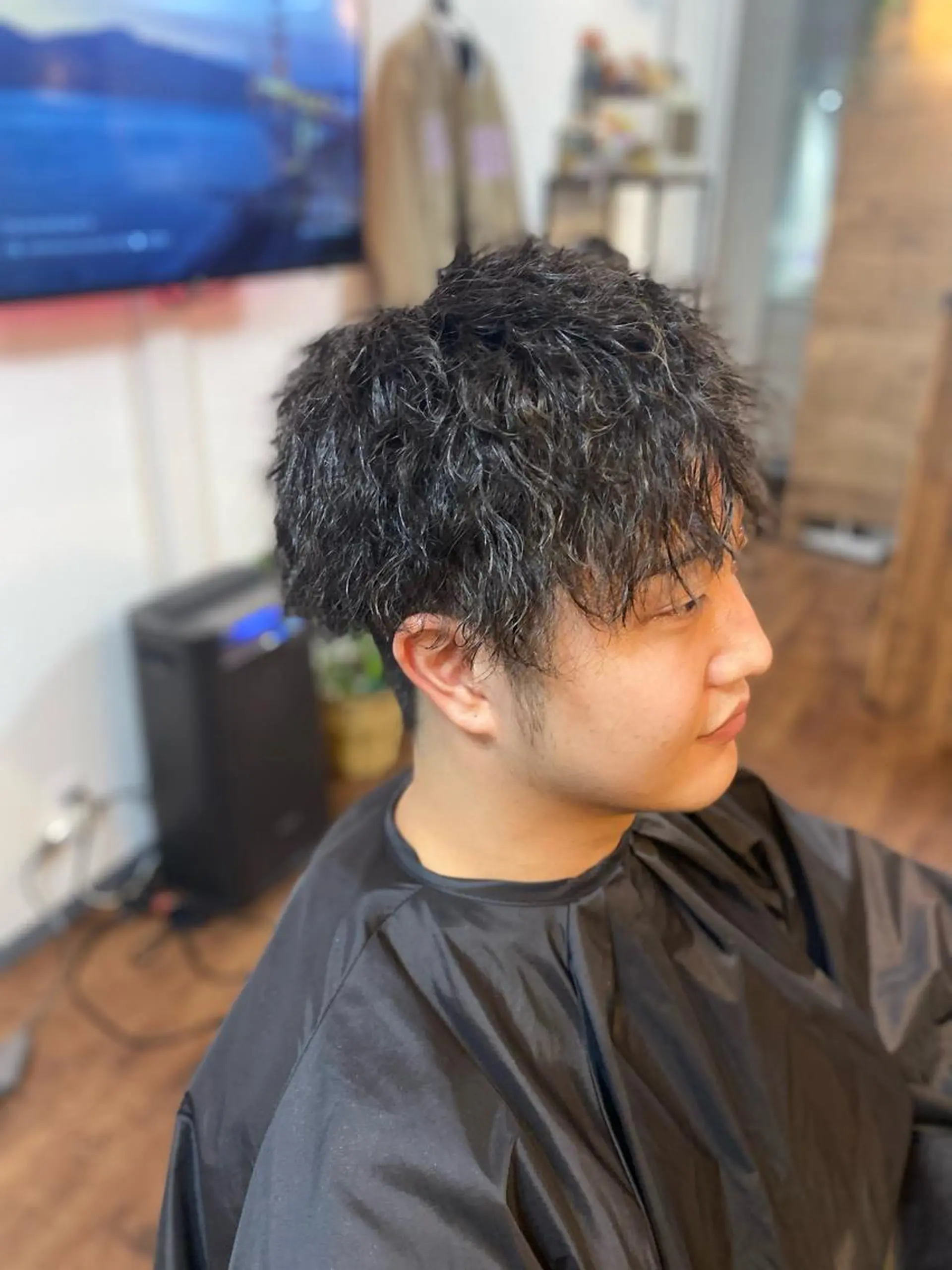 ミディアム パーマ メンズ カット パーマ トリートメント Lizir  ルズィール所属・Luzir⭐︎ GEN⭐︎のヘアスタイル