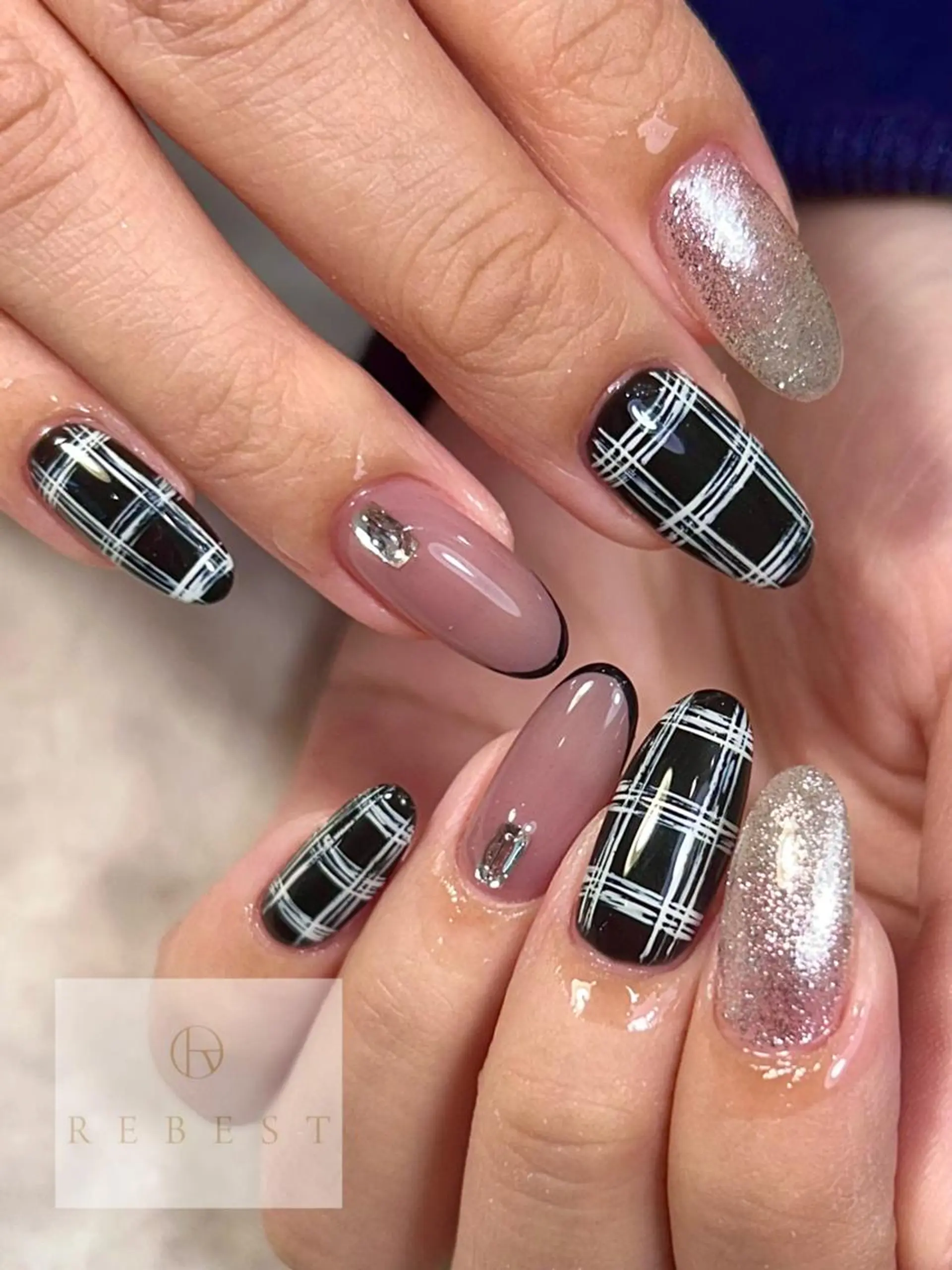 ネイル REBEST 四條畷店のマツエク・マツパデザイン