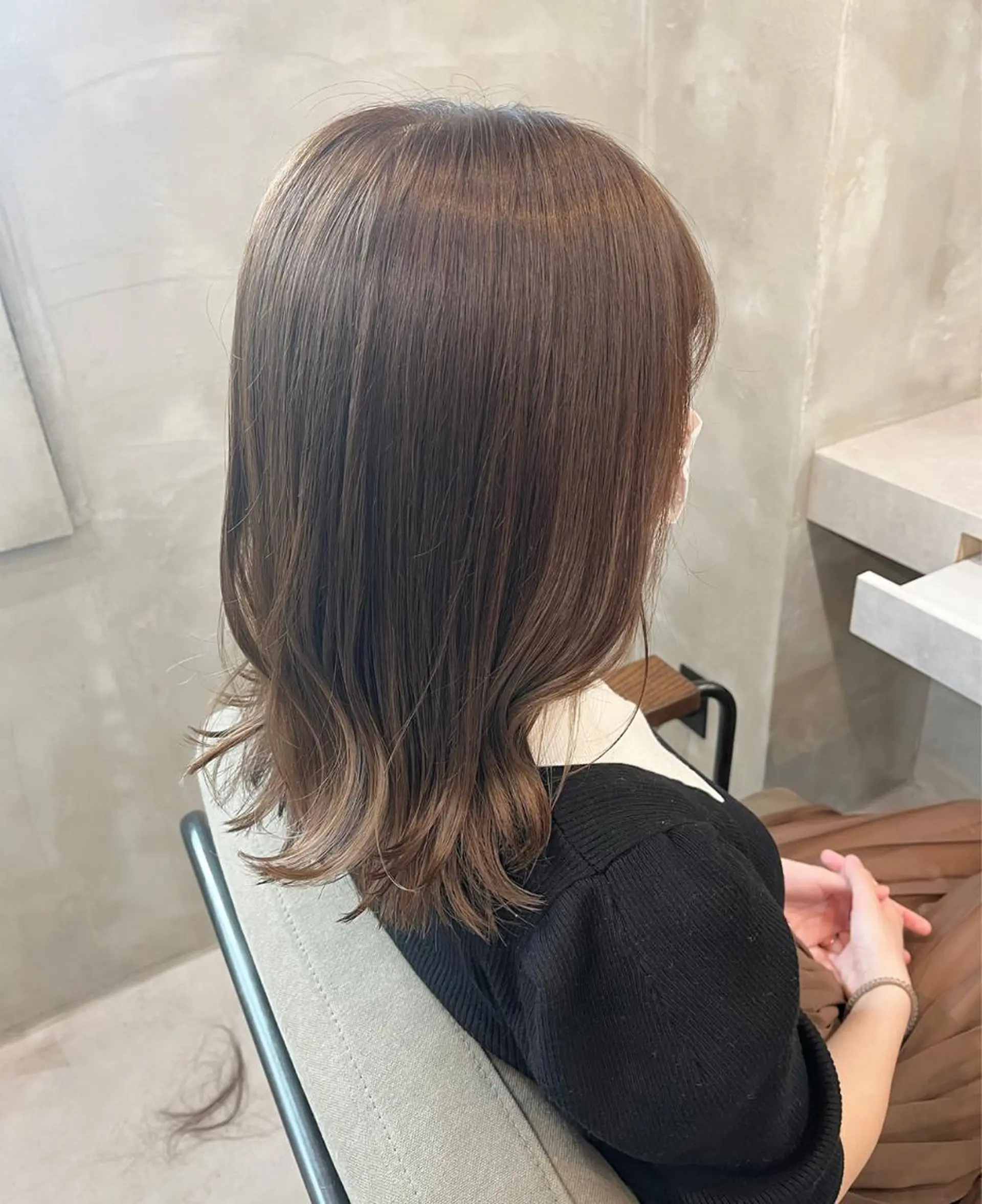 セミロング カラー アッシュ ベージュカラー RIYA❤︎ Aujuaソムリエのヘアスタイル