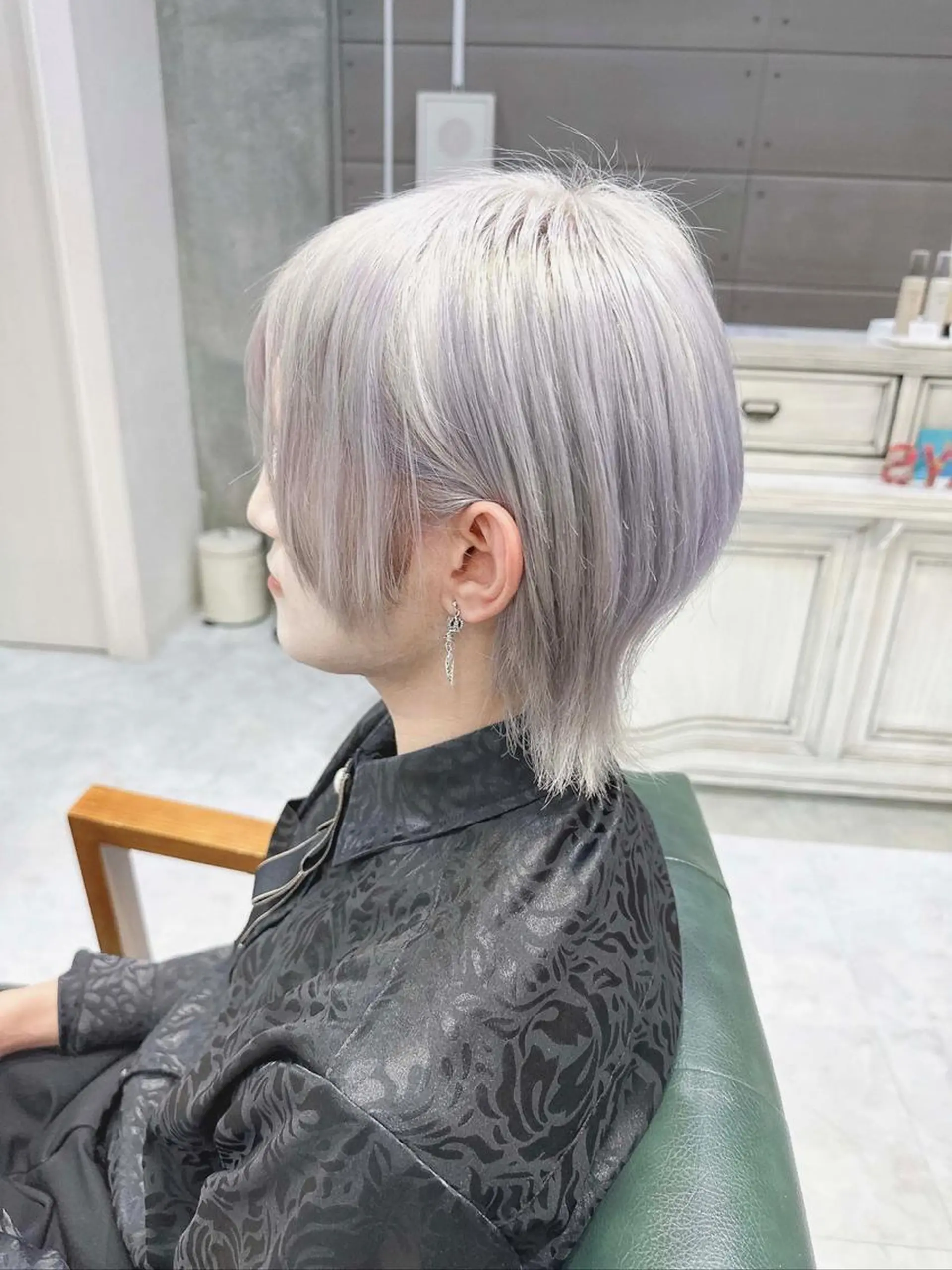 ショート カラー ヘアアレンジ メンズ メンズブリーチ メンズ韓国風 韓国マッシュ マッシュ ツーブロック 𝐑𝐈𝐍𝐊𝐀 🐷🖤のヘアスタイル