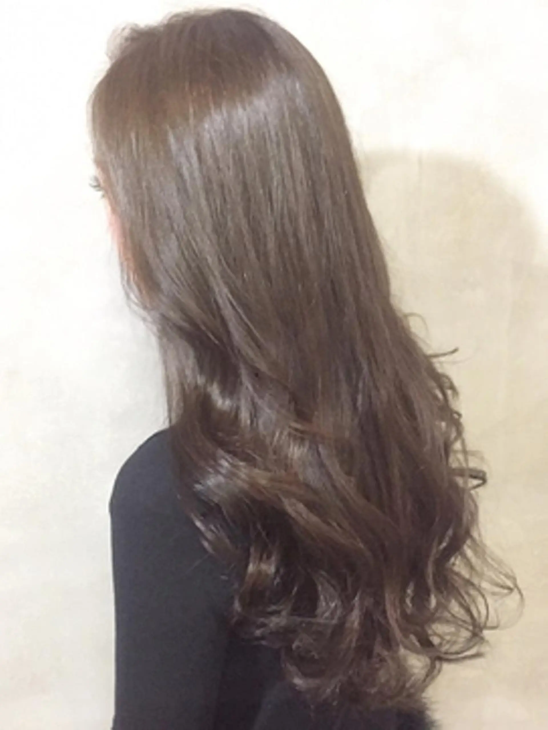 ロング カラー ヘアアレンジ Helm所属・久次米 智人のヘアスタイル