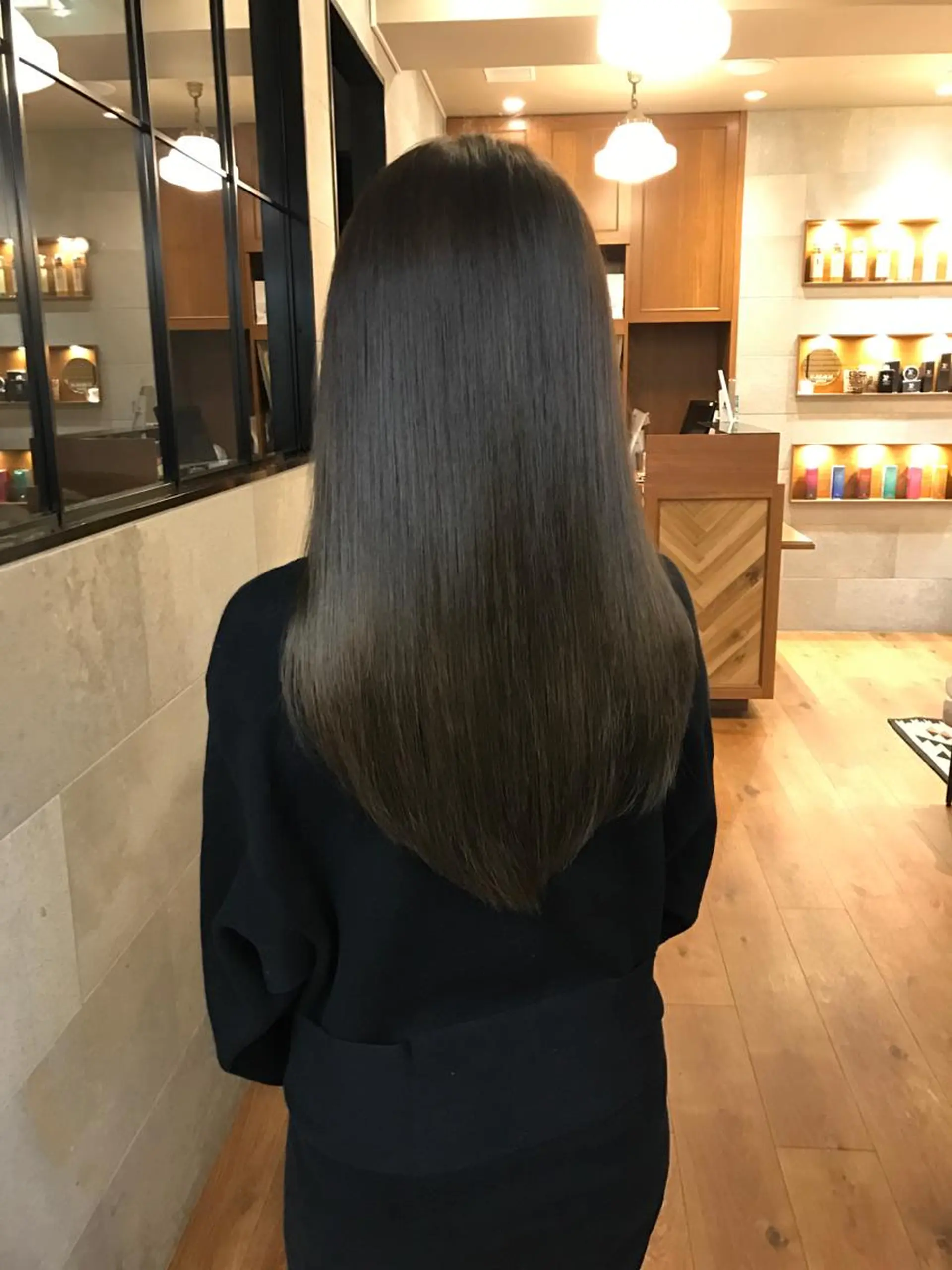 ロング MOOD,所属・開發 智也のヘアスタイル